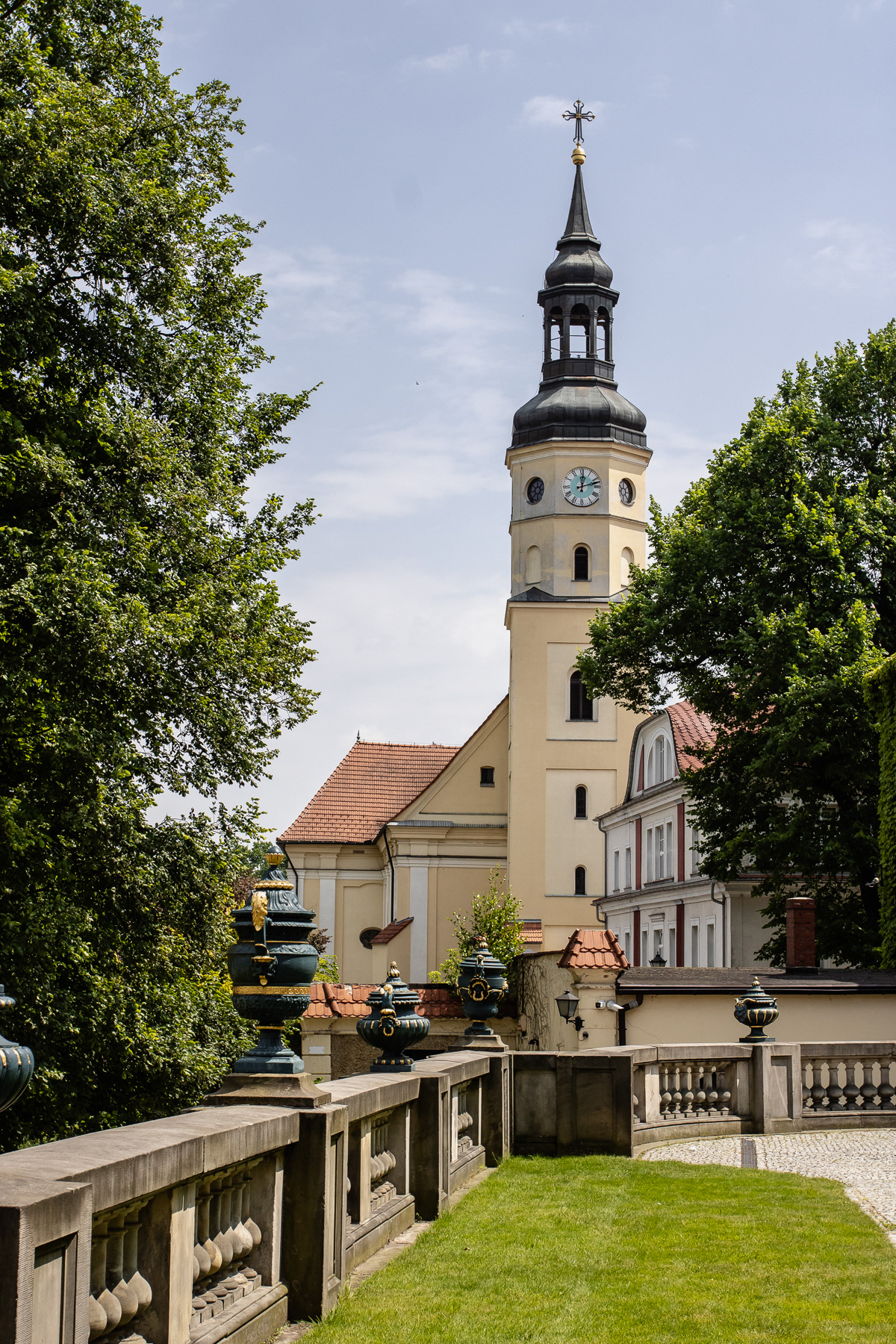 The Kościół Wszystkich Świętych w Pszczynie, the main catholic church of the town.