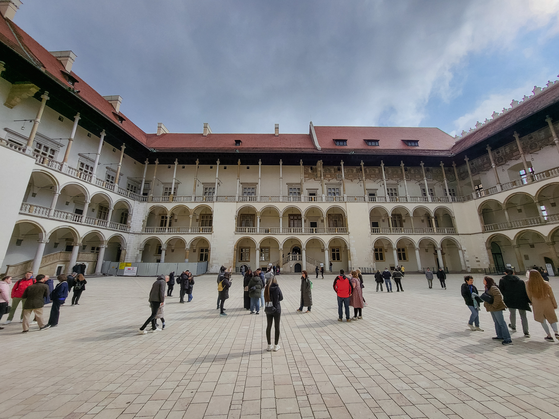 The Rennaissance courtyard inside Wavel Castle.