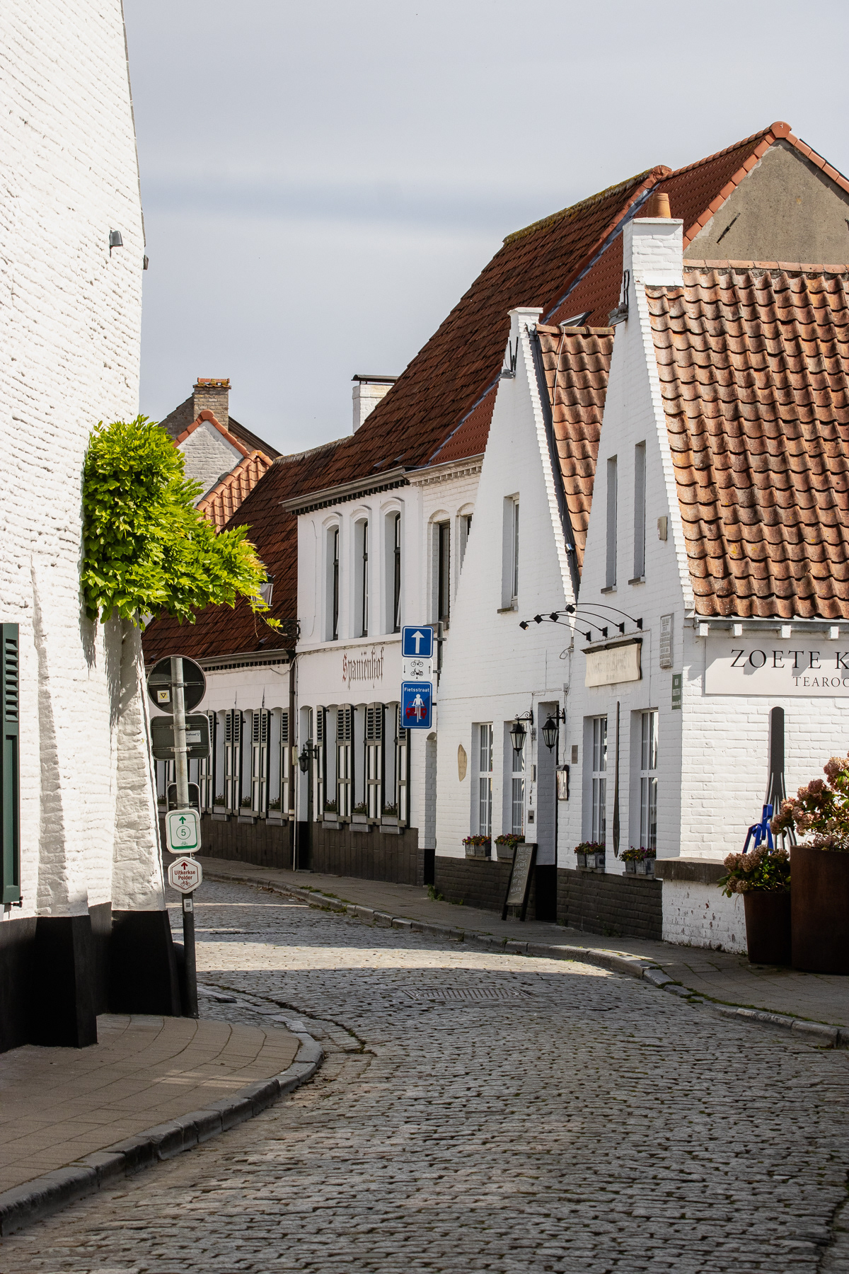 The way to the centre of the village.