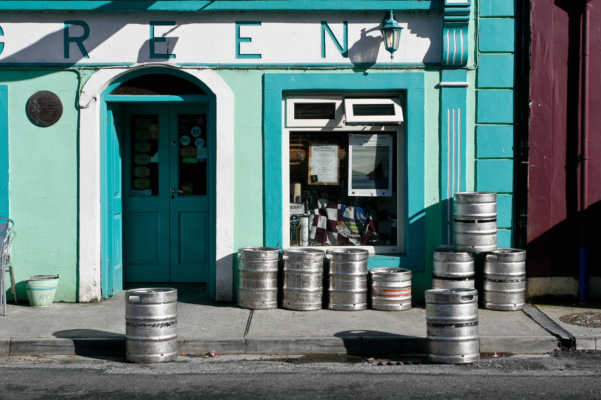 I call this "the blue pub"