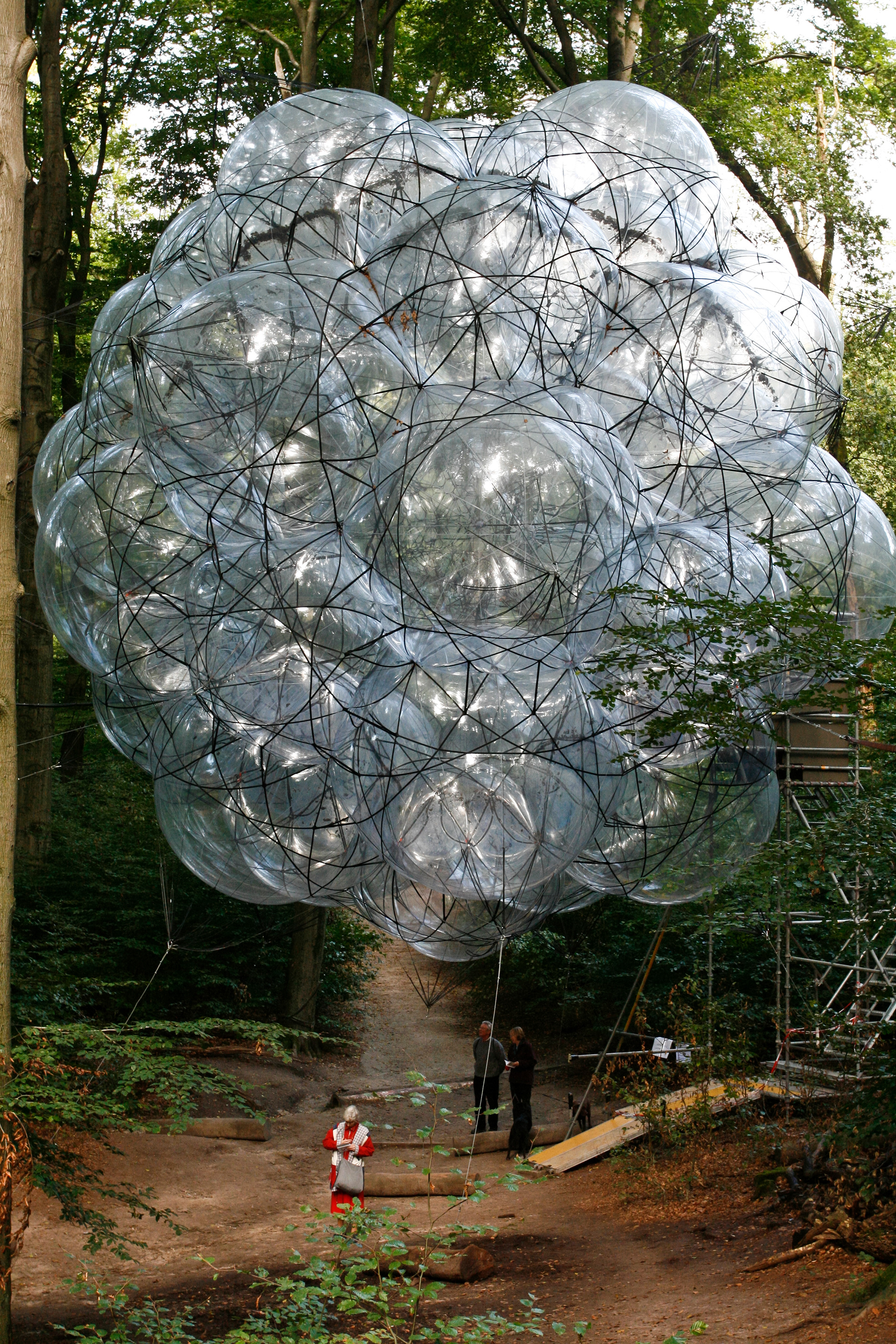 A giant balloon. Art work of the Festival Grandeur 2008 in Park Sonsbeek.