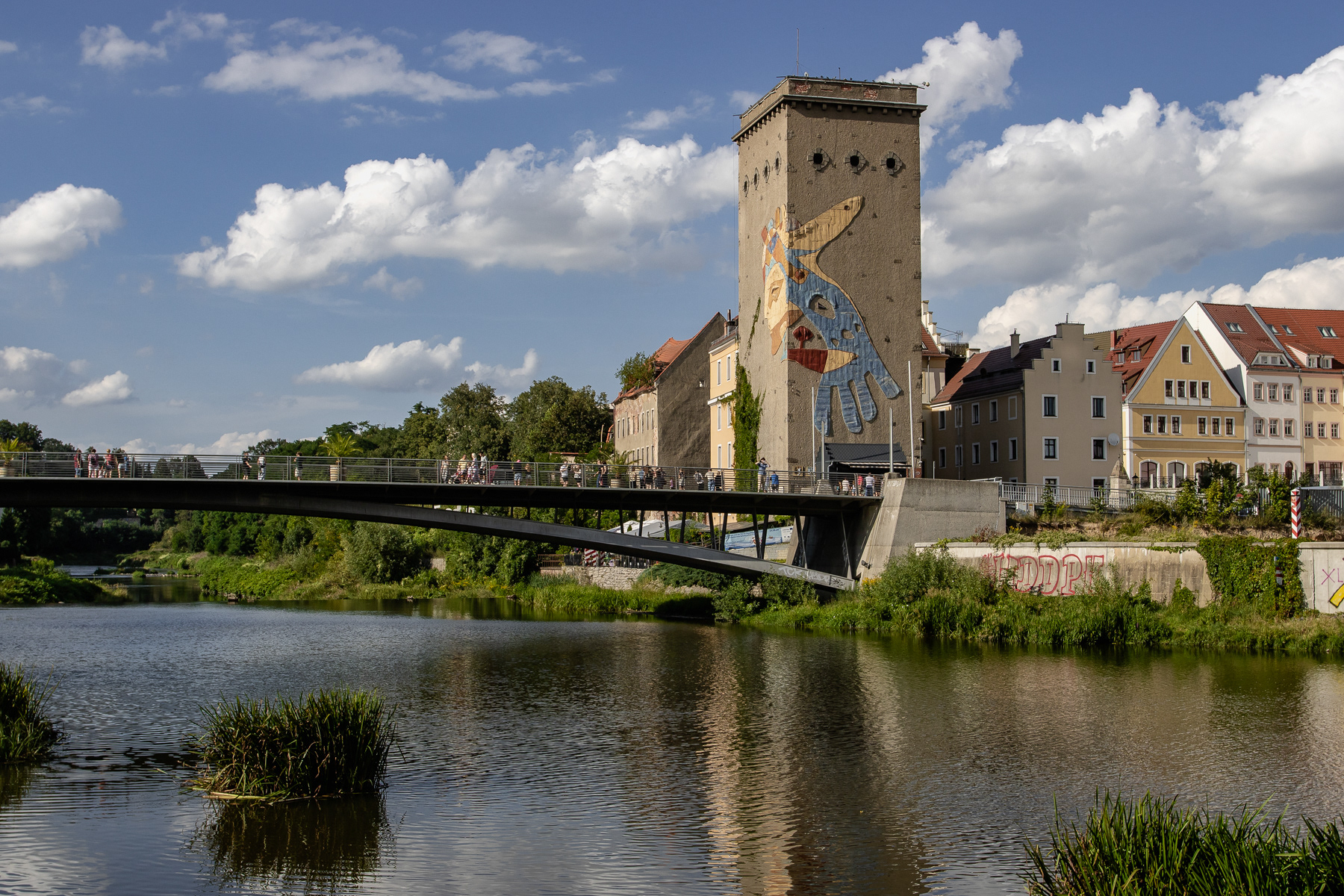 On the Polish side of the central bridge.