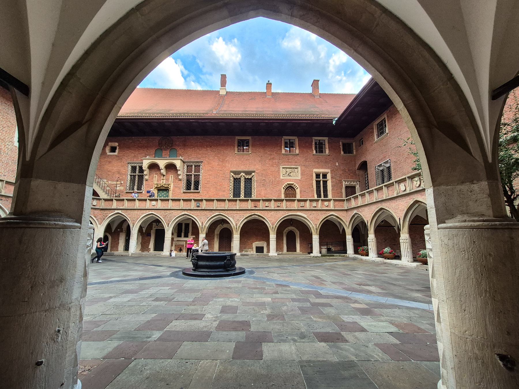 The 14th century university building Uniwersytetu Jagiellońskiego Collegium Maius, September 2025.