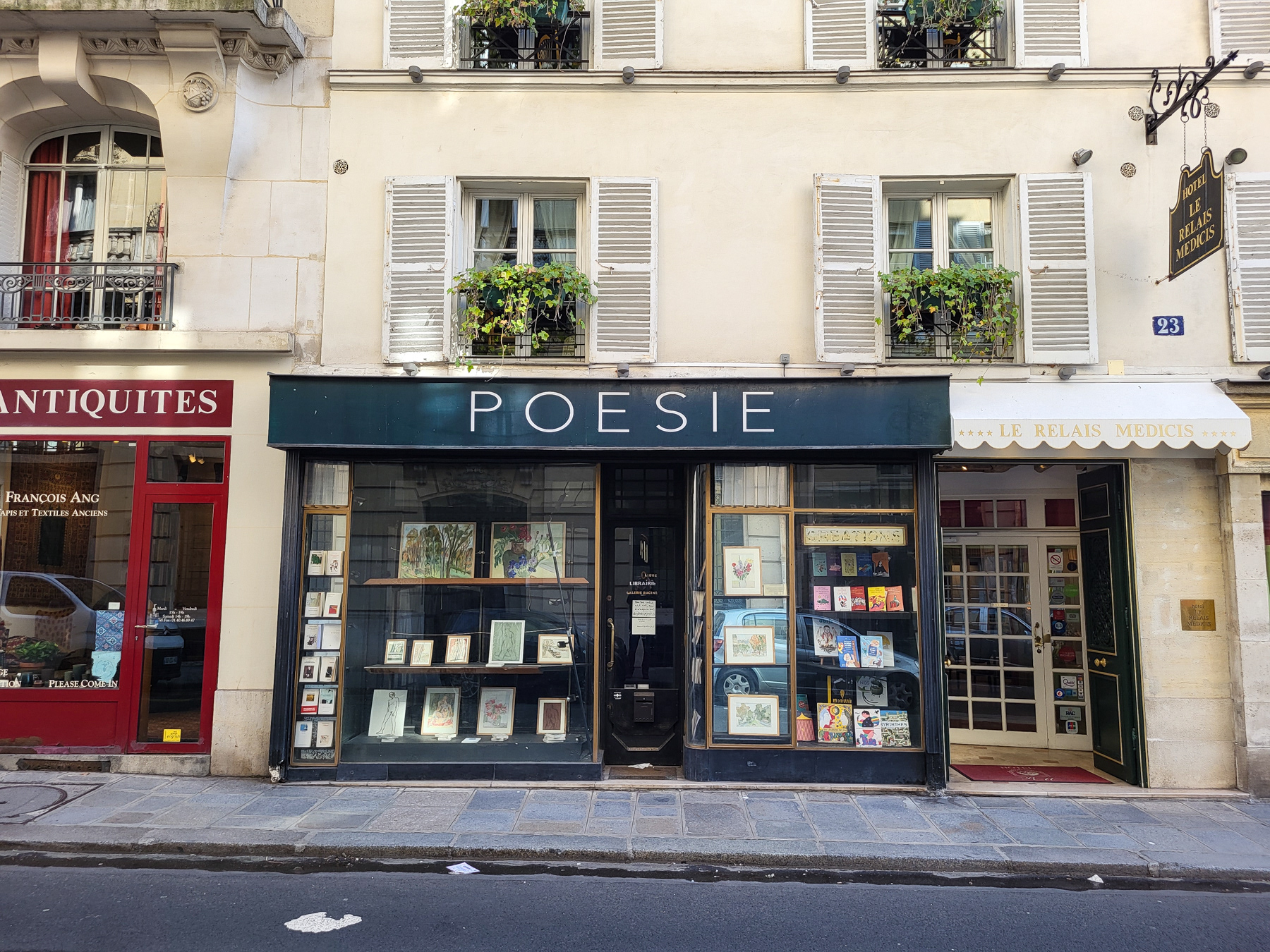 Poesie at Rue Racine, March 2023.