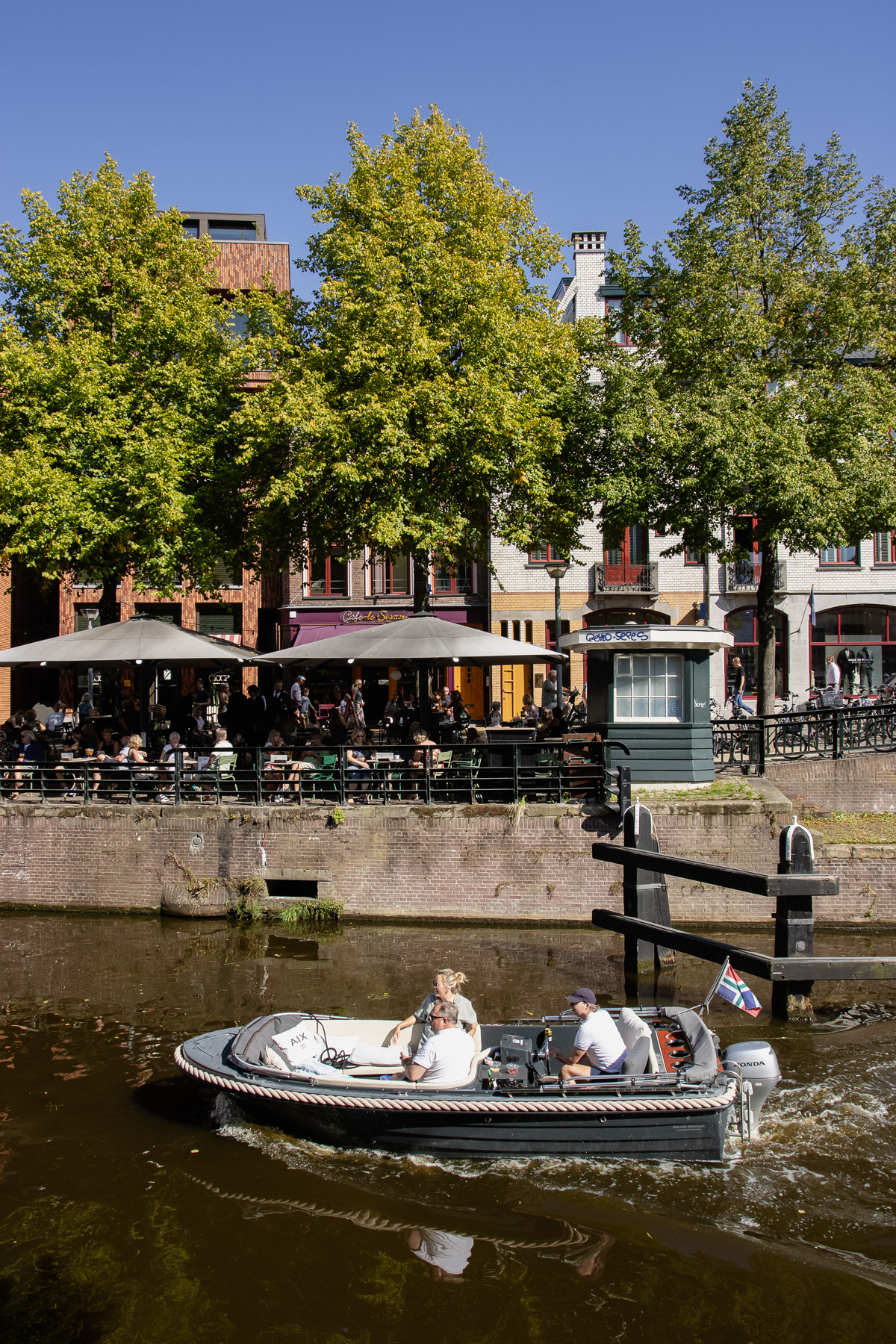 Small boat in the centre canal in 2024