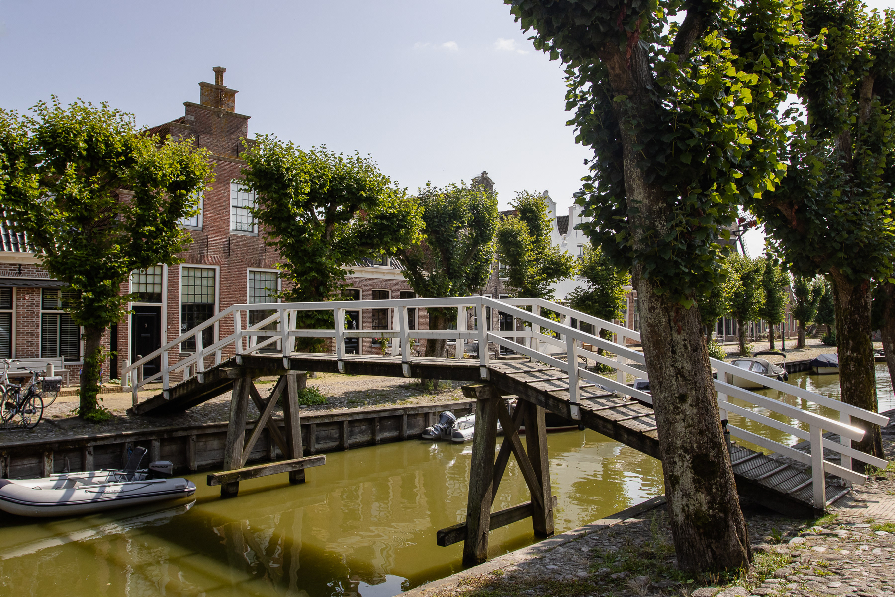 One of the pedestrian bridges over the central canal.