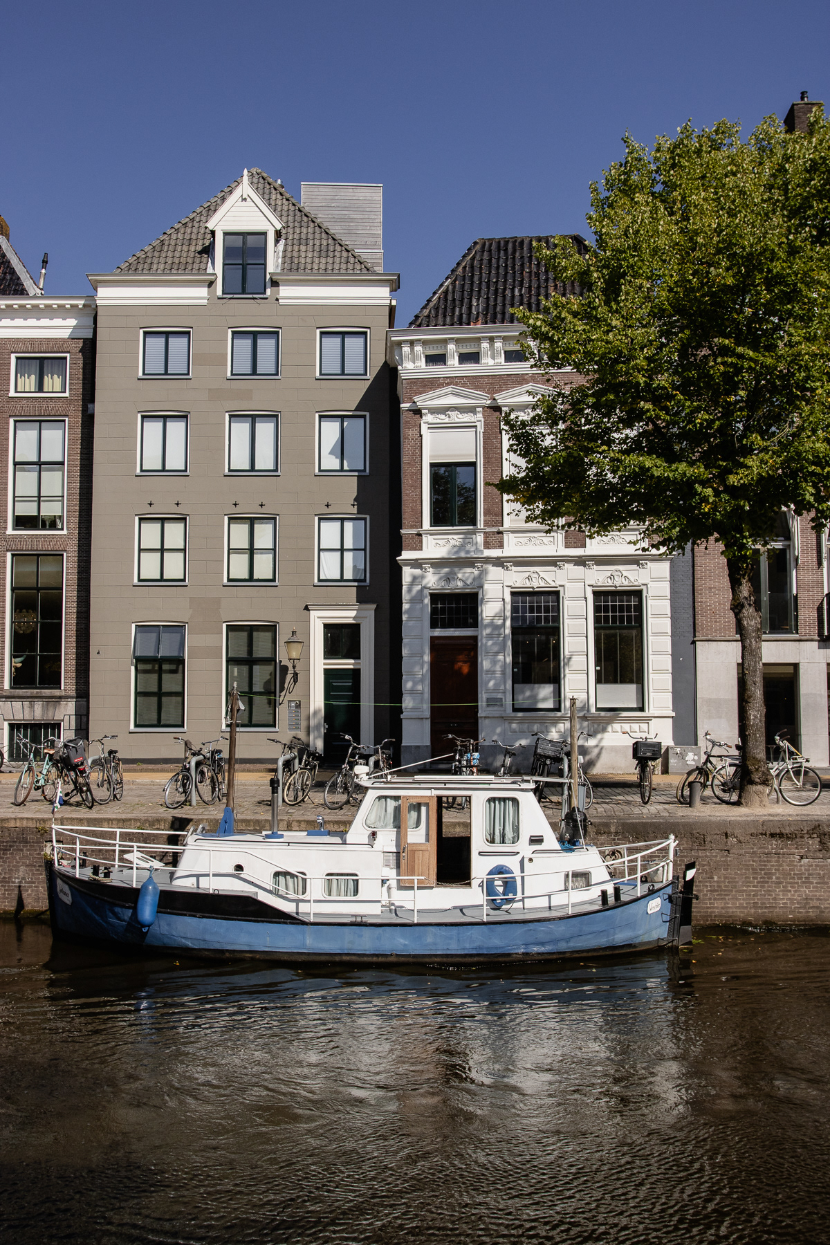 Small boat in the centre canal in 2024