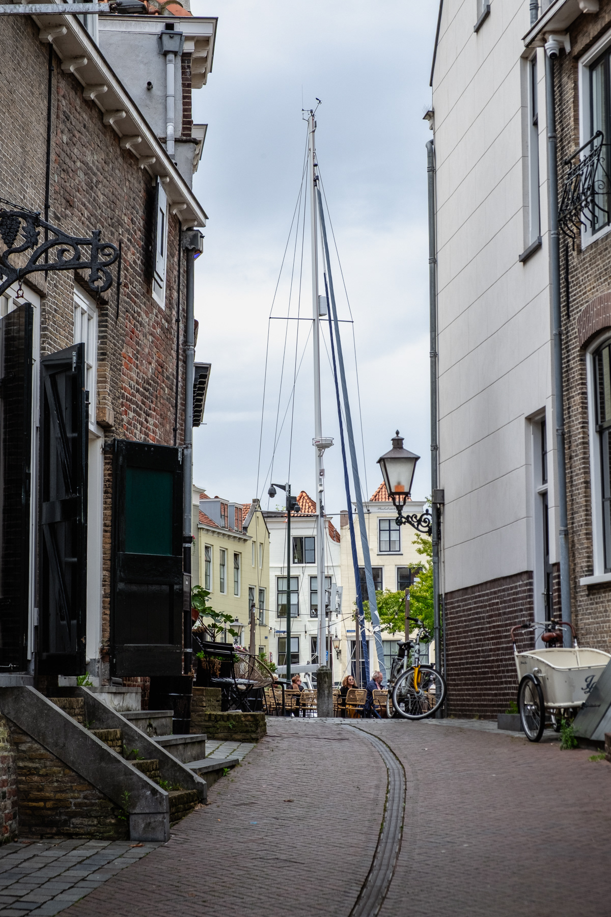 See through towards the city harbour of Goes, August 2023.