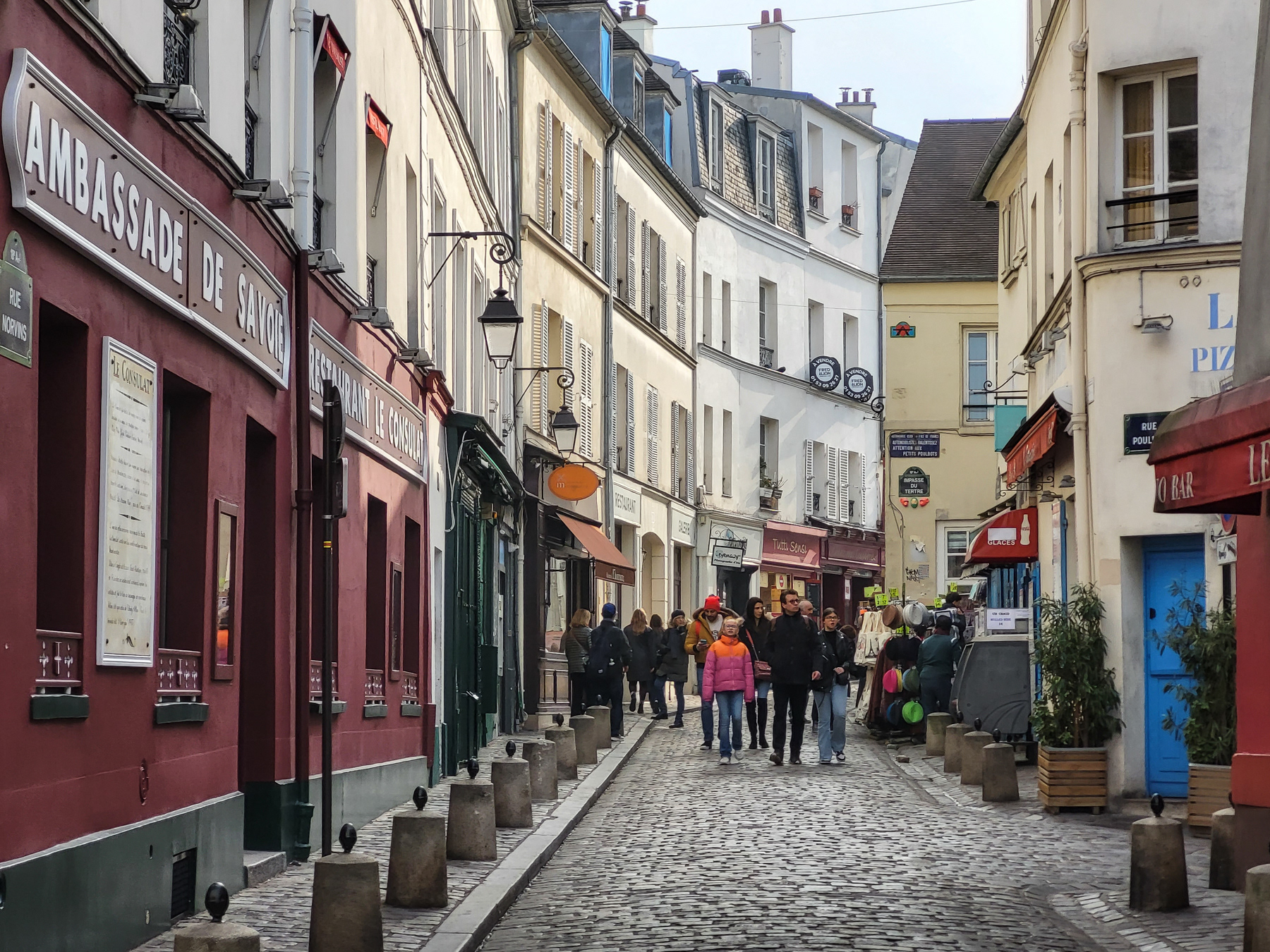 Rue Norvins, Montmartre, March 2023.