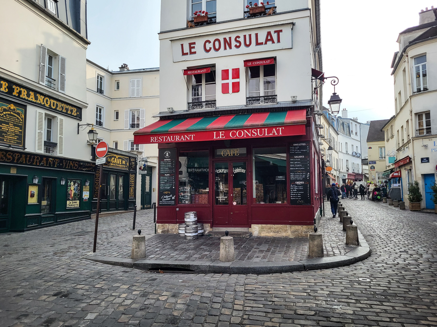 Le Consulat, March 2023.