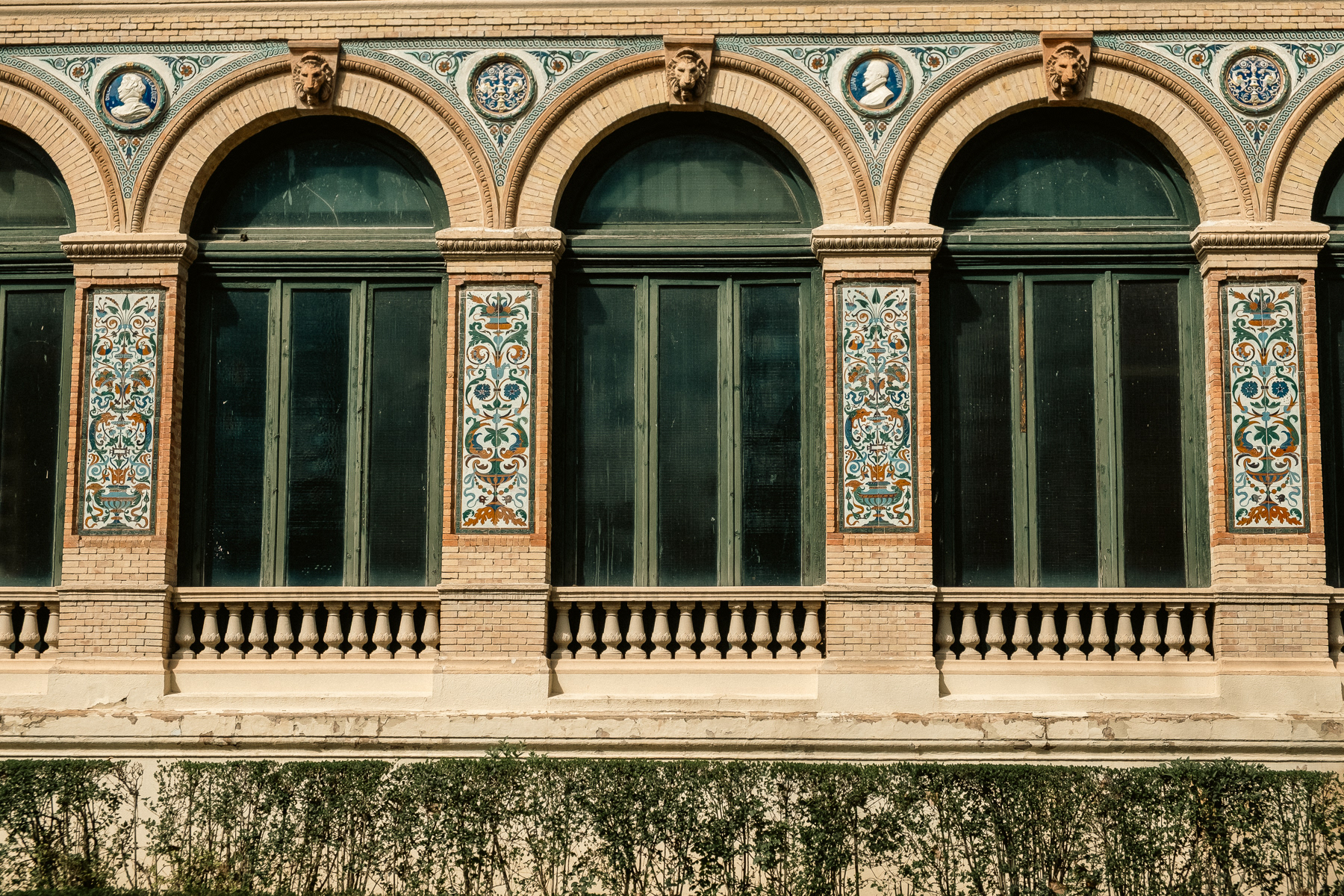 Facade of Palacio de Velázquez