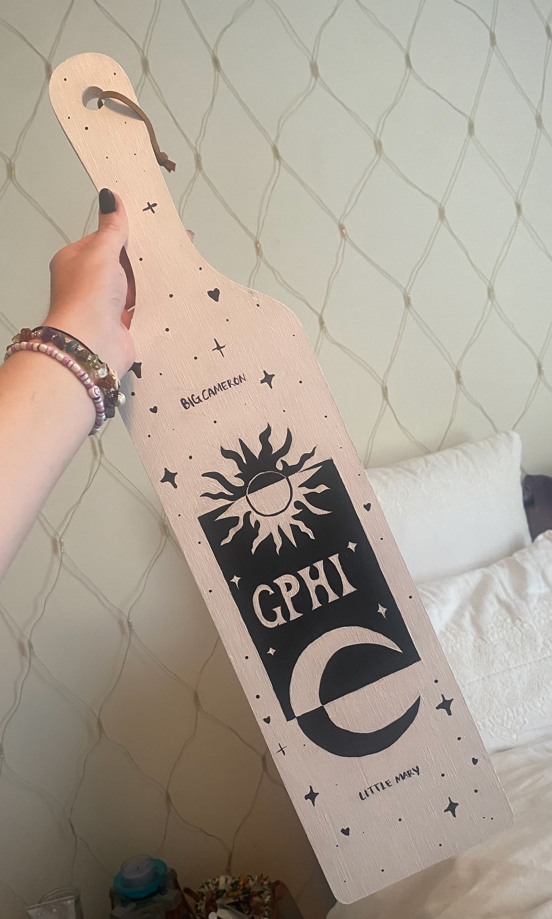 Sorority Paddle, Gphi