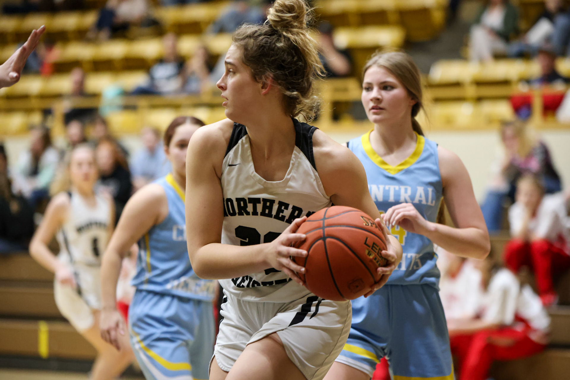 Northern Heights vs Central Heights High School Girls Game. Flint Hills Shoot Out 2023