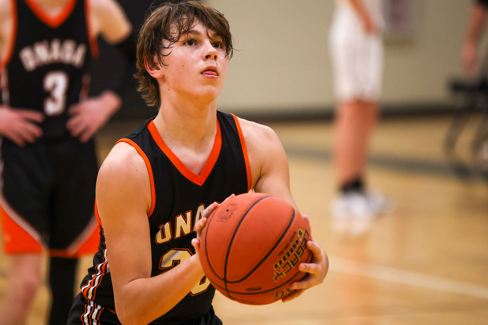 Onaga vs Linn High School