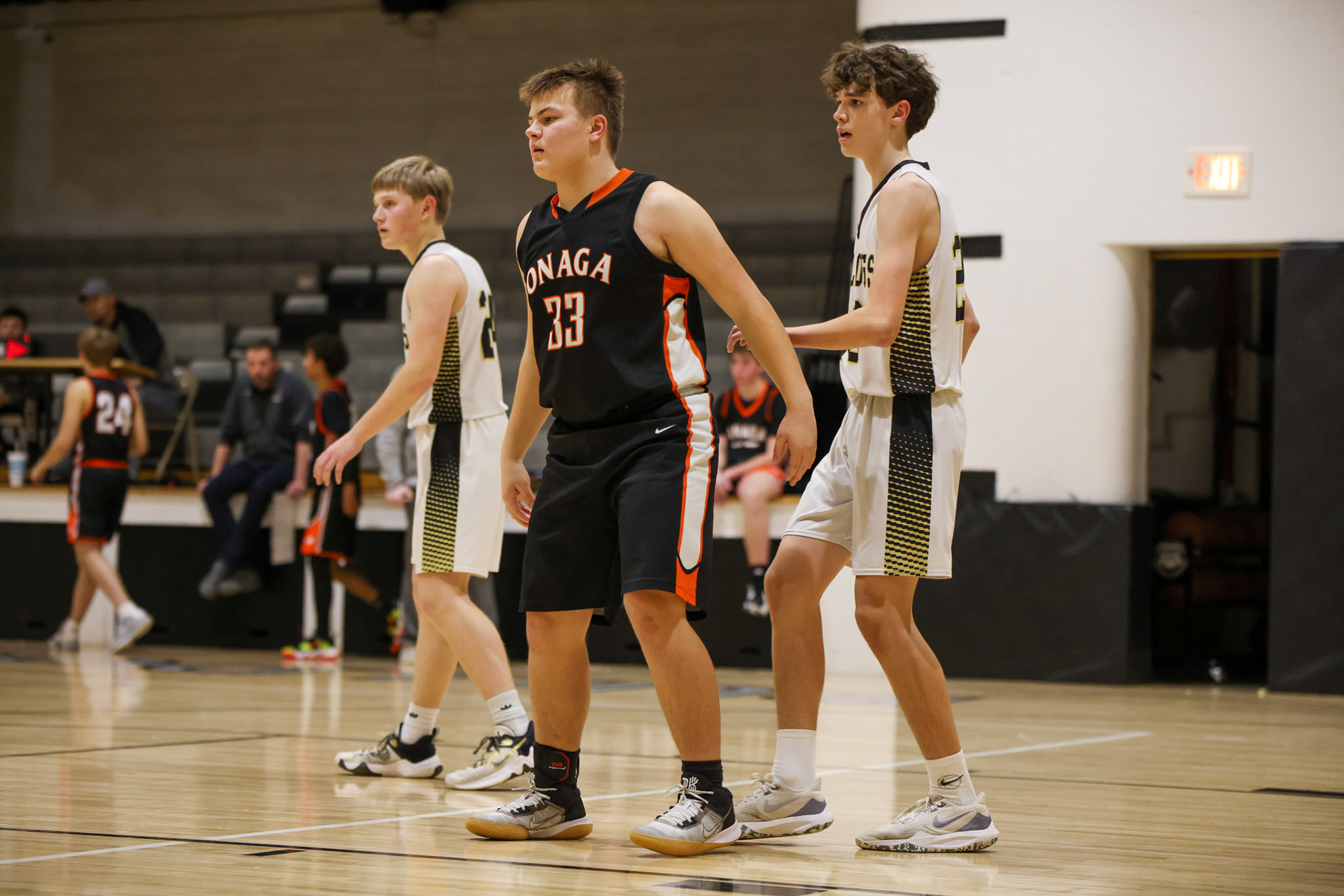 Onaga vs Linn High School