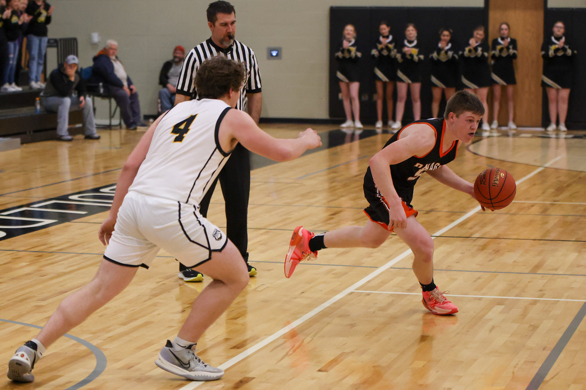 Onaga vs Linn High School