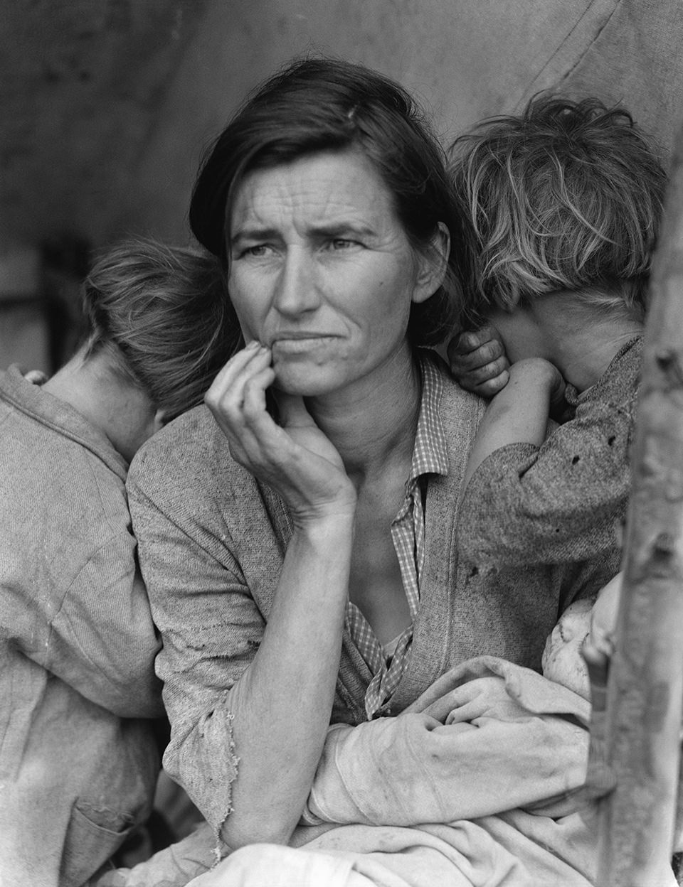 „Migrant Mother“ ist das berühmteste Bild von Dorothea Lange und entstand 1936. Sie gilt als Mitbegründerin der Dokumentarfotografie.