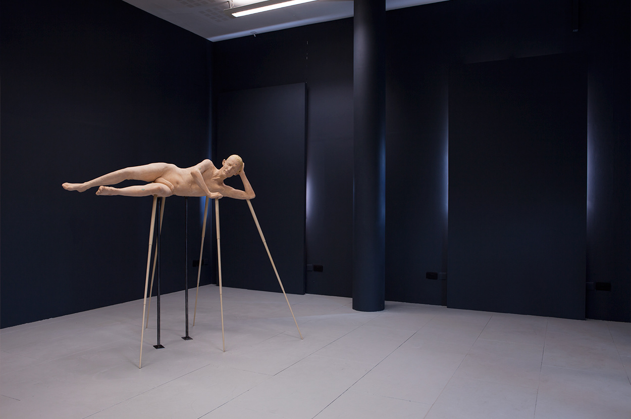 Long way around to Nirvana, Light hardwood, steel, plaster, make-up, W 210 x D 138 x H 175 cm