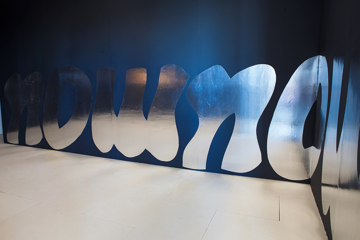 Impossible Distance, Aluminium foil, glue, W 871 x H 159 cm
