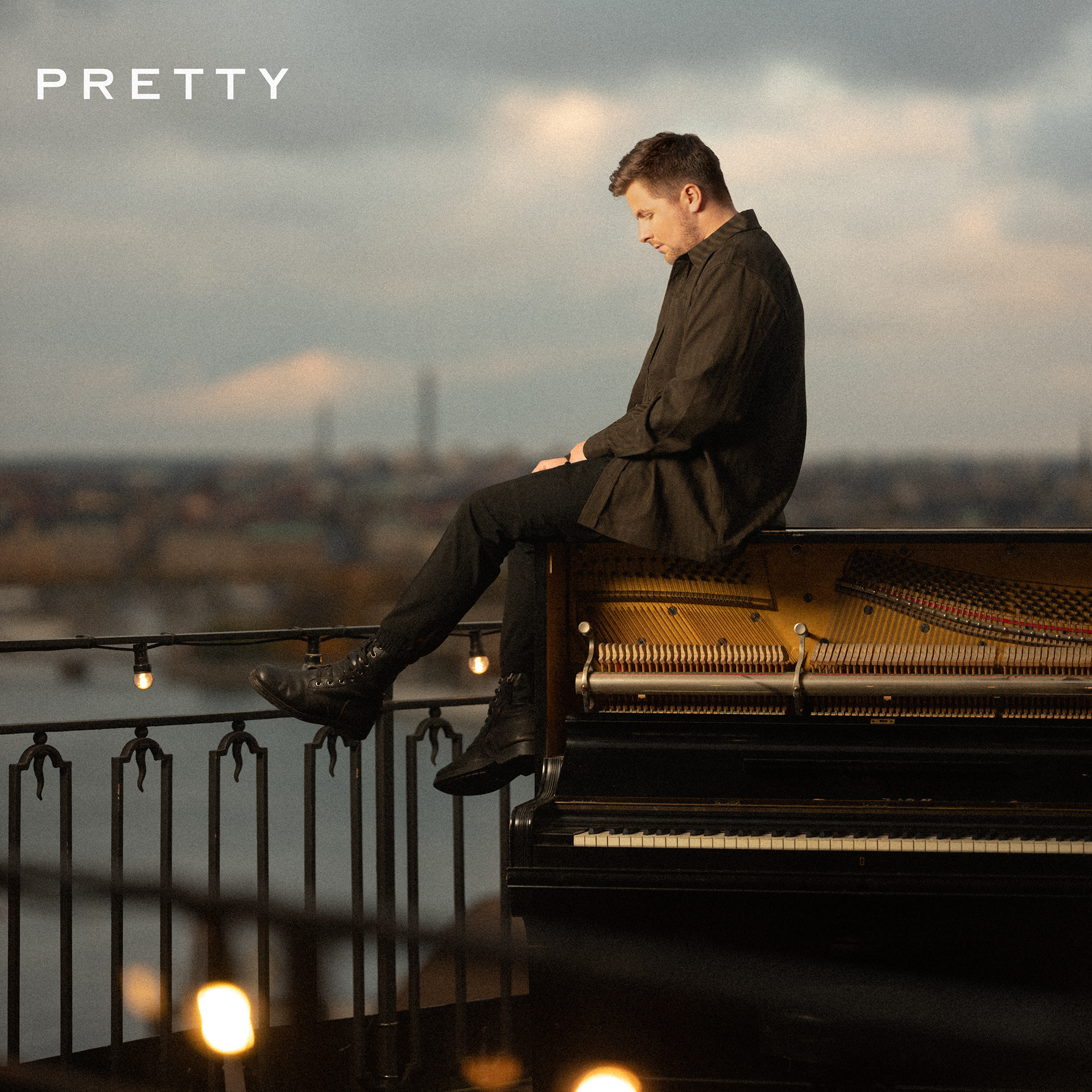 2021 Robin Stjernberg - Pretty