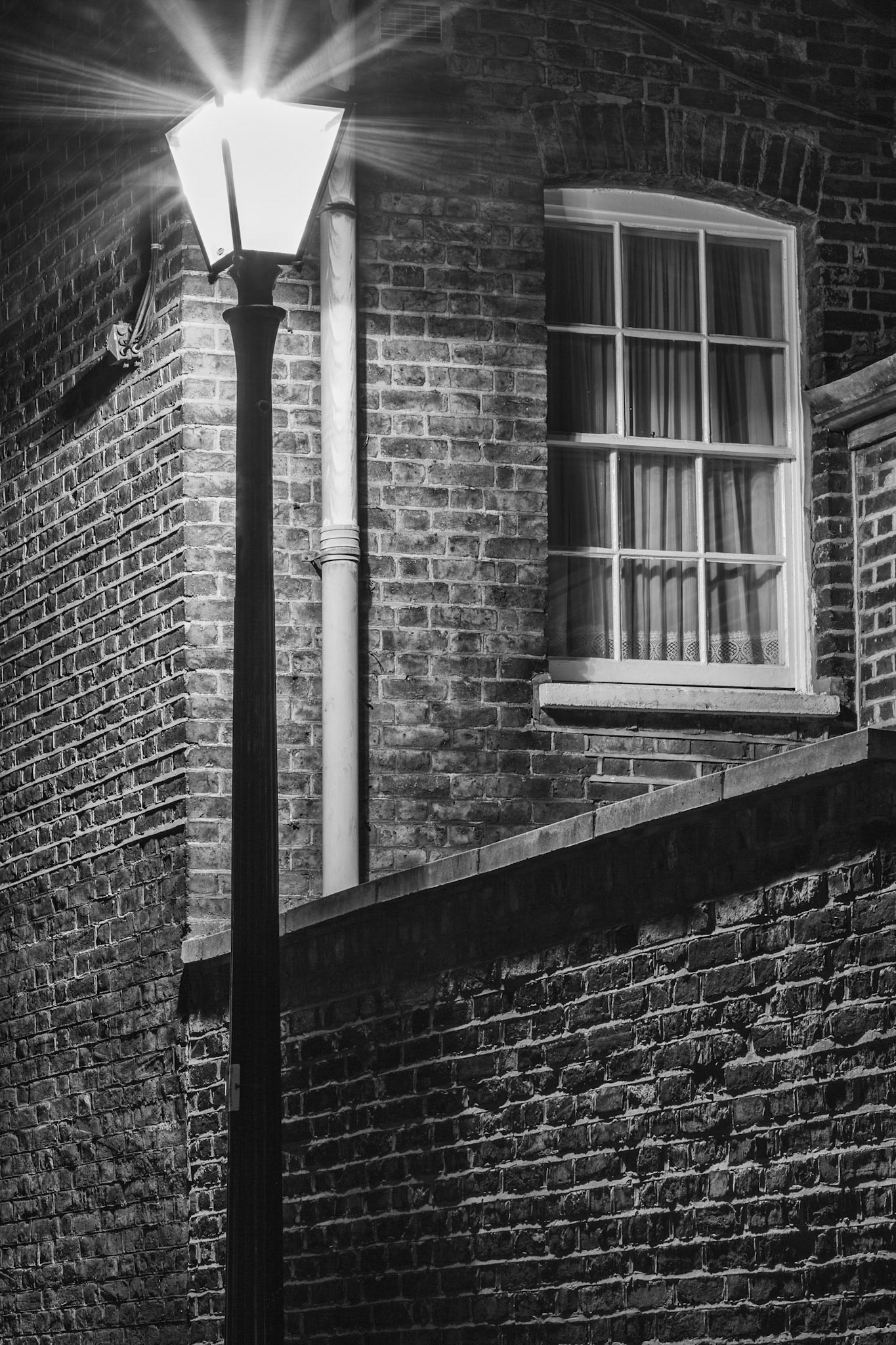 Look Through any Window, What do you see? Taken on a Gaslights and Alleyways Workshop just before midnight. #gaslightsandalleyways #londonphotography #nightphotography #bnwphotography #monochromephotography @doug_chinnery #charlotte_gilliatt #photoaday