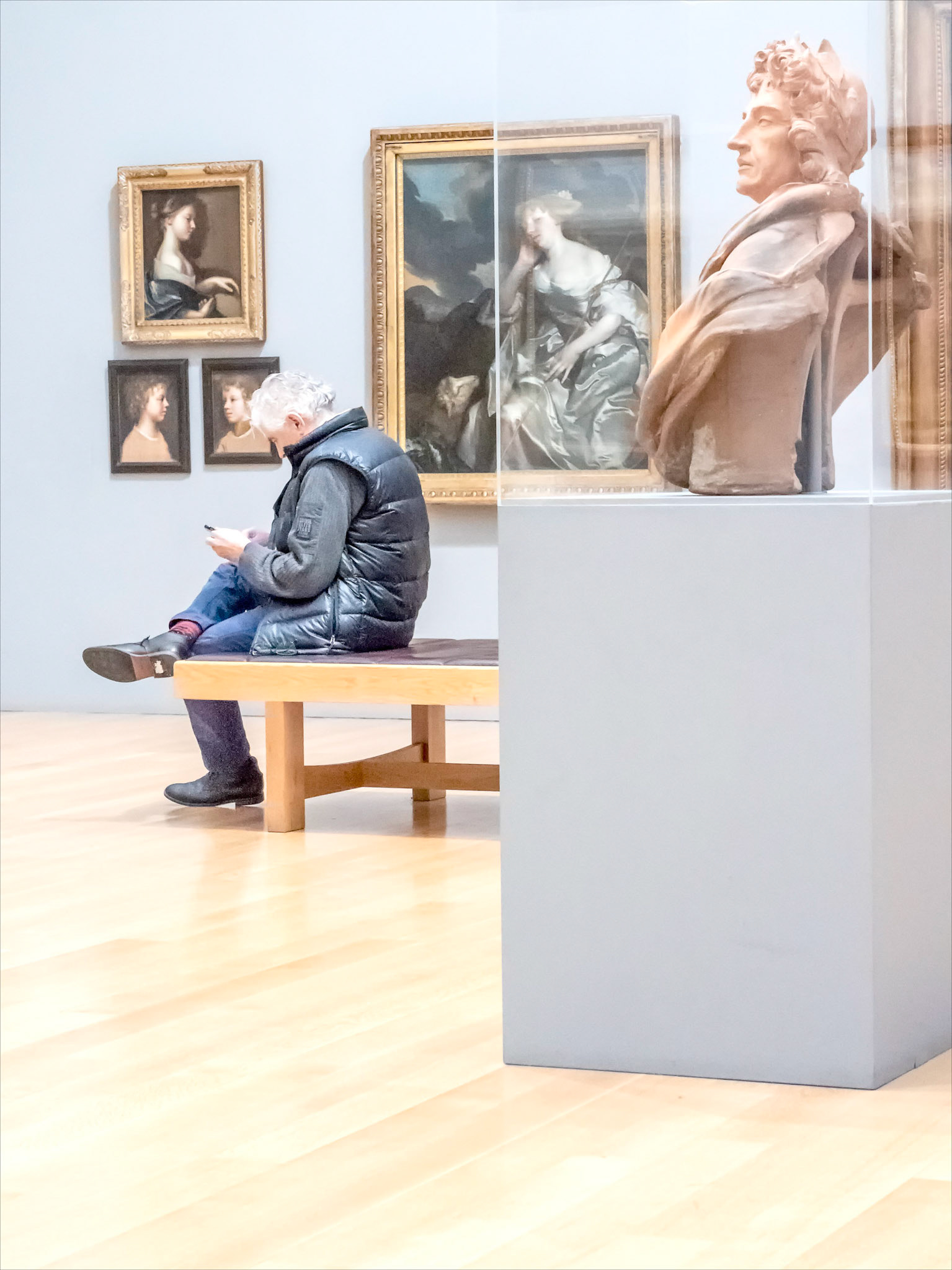 Texting at the Tate
