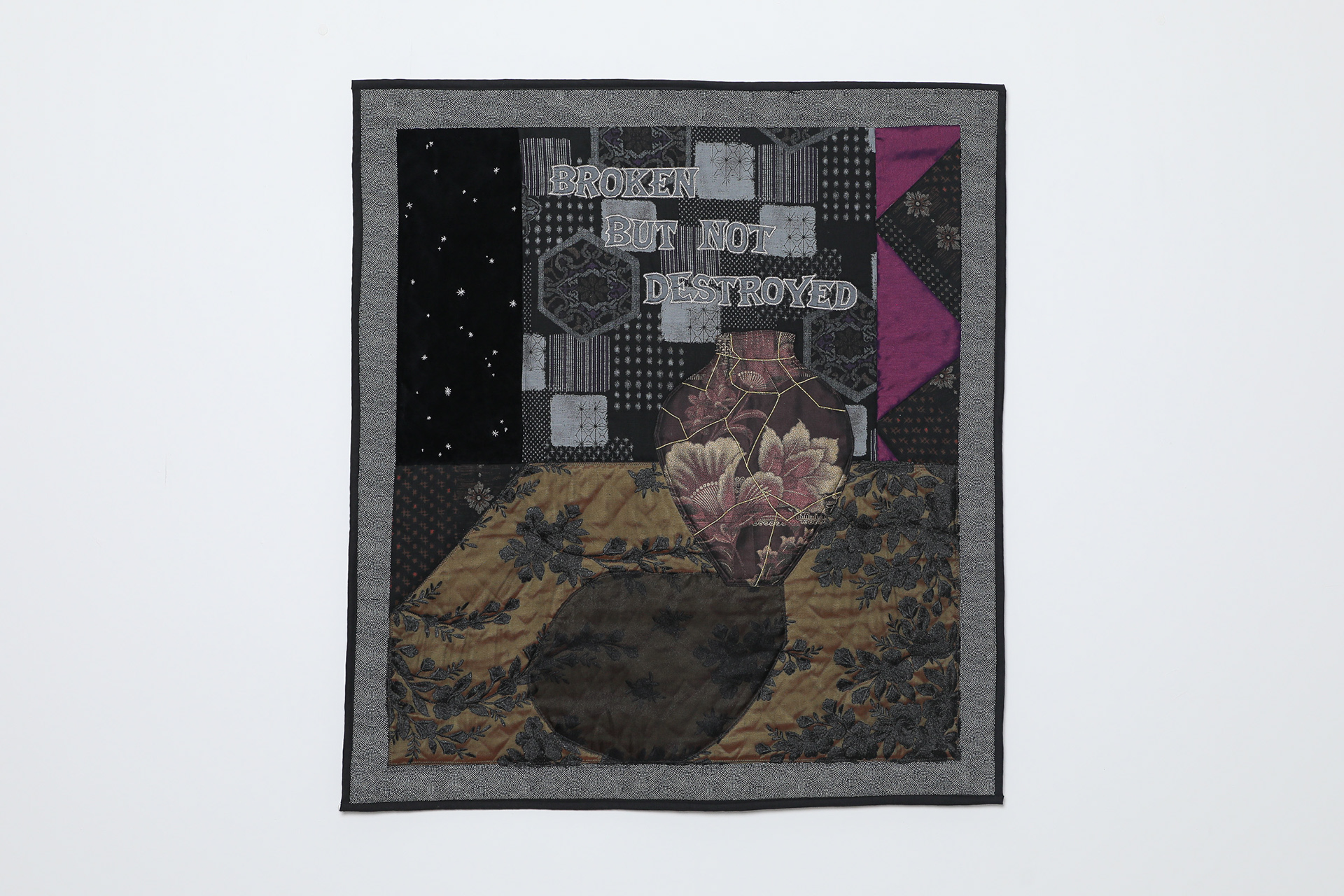 Broken but not Destroyed, 2023, 109 x 96 cm
