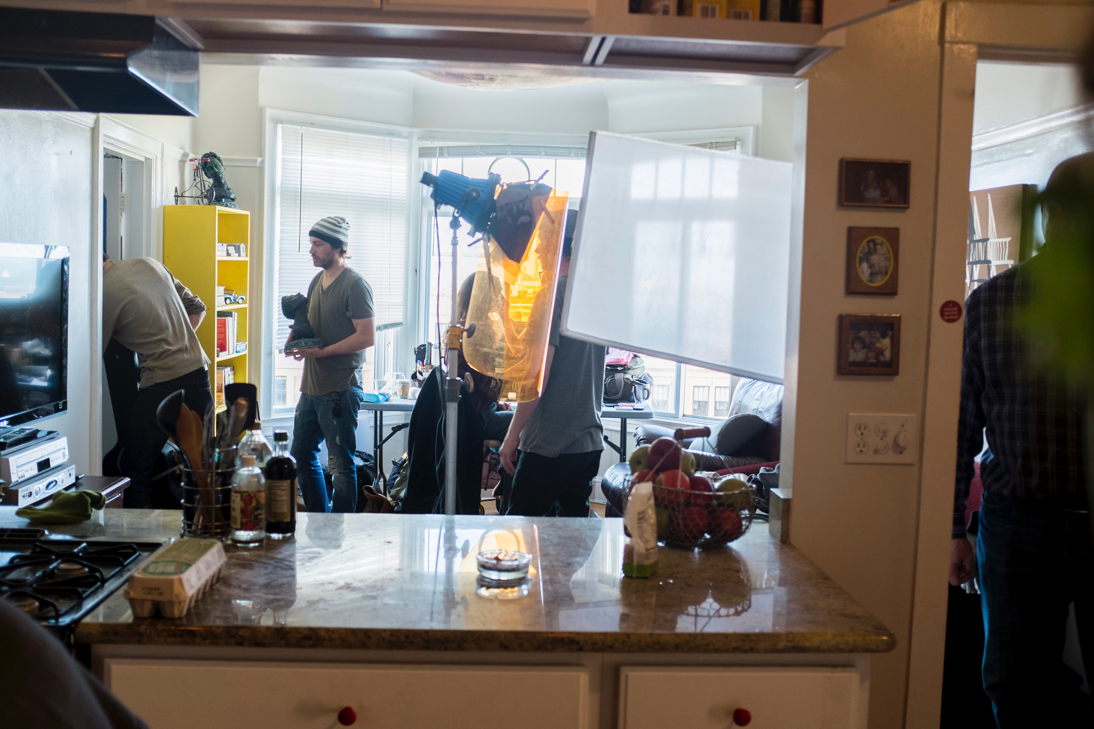 Production Designer/Set Decorator Room Flip - Where do I put this sculpture?