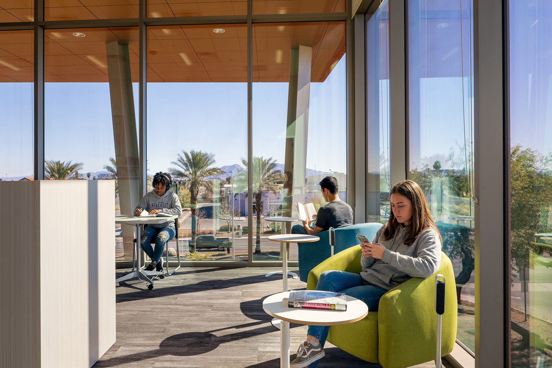 West Las Vegas Library Las Vegas, Nevada Architect: KME Architects Landscape Architecture: LAGE Design Client: Las Vegas–Clark County Library District Photography: Anh Peter Nguyen