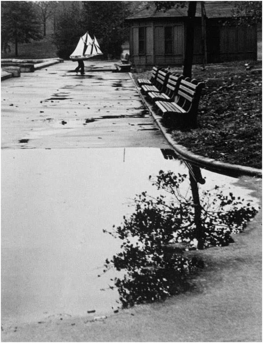 Homing Ship, central park 1944