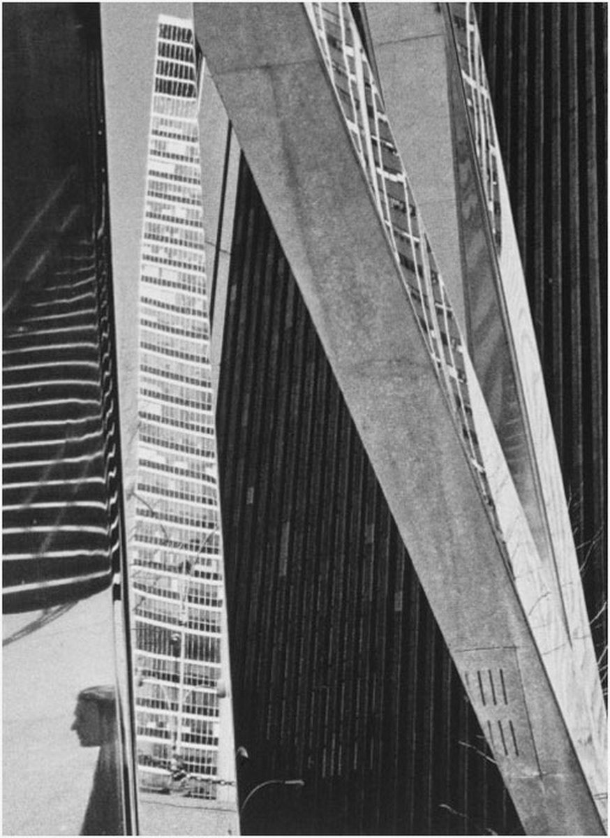 sixth avenue, New York,  1973