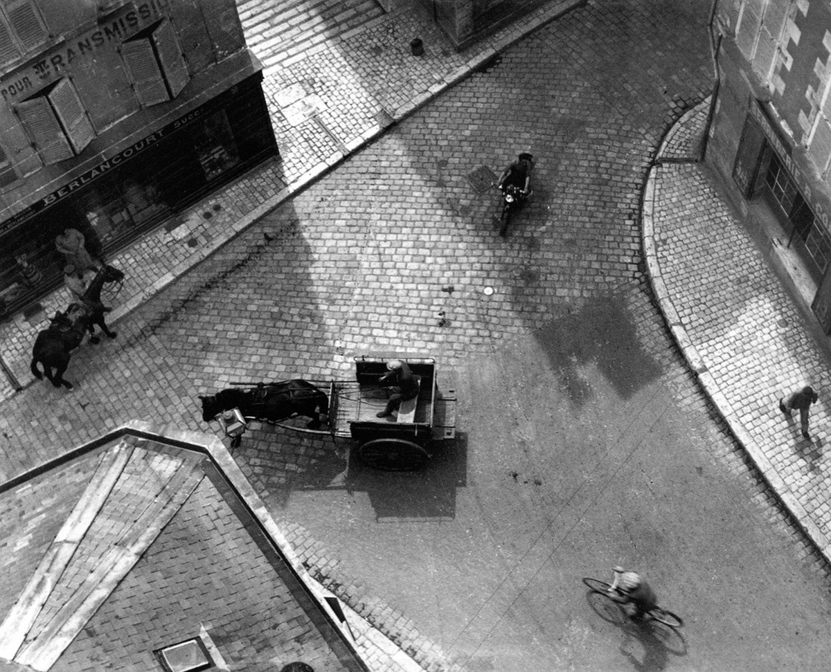 crossroads. Blois, 1930