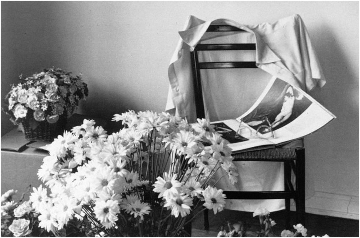 flowers for Elizabeth, New York, 1976