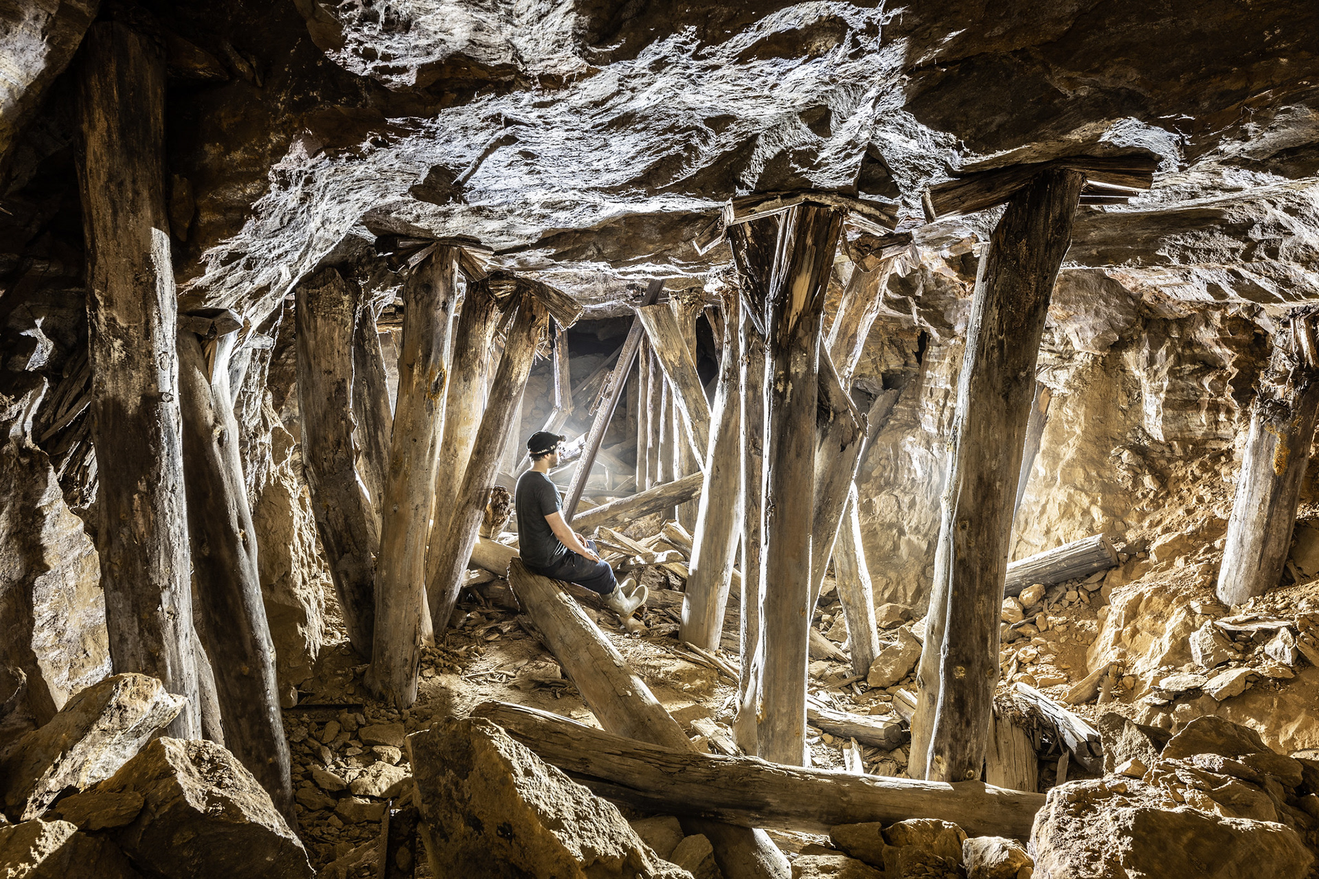 Soutènements en bois brisé