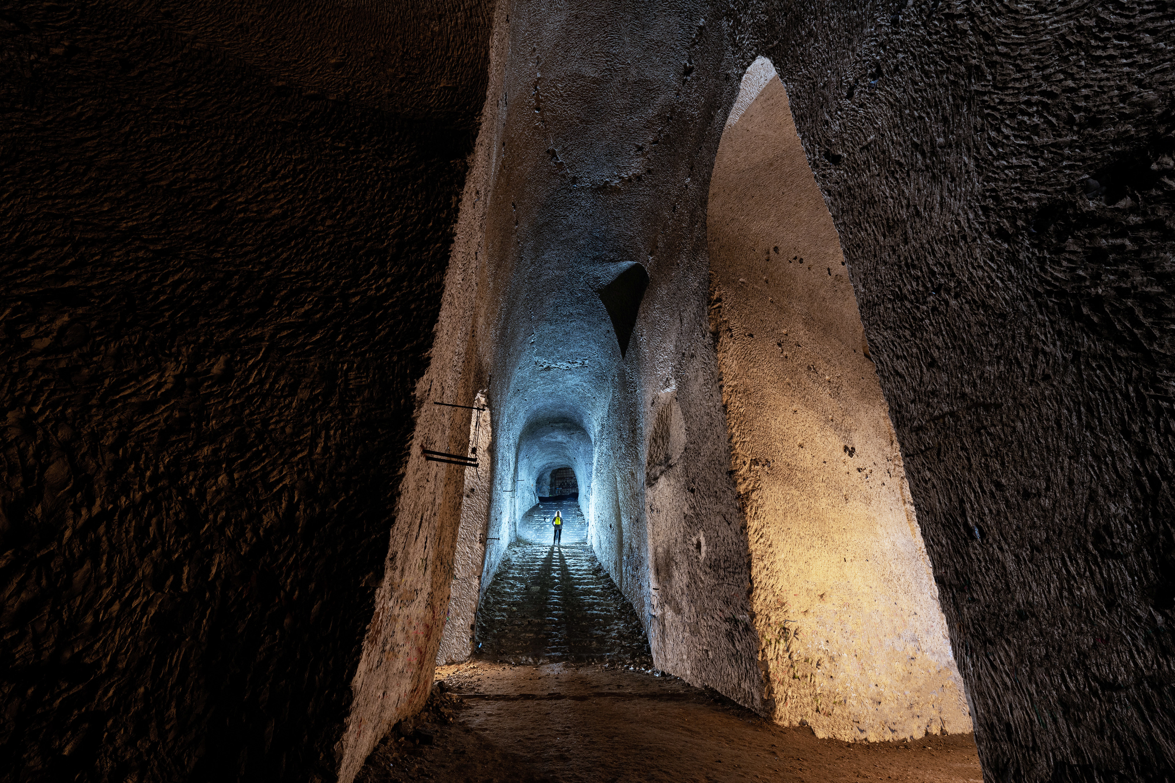 Grand escalier d'accès