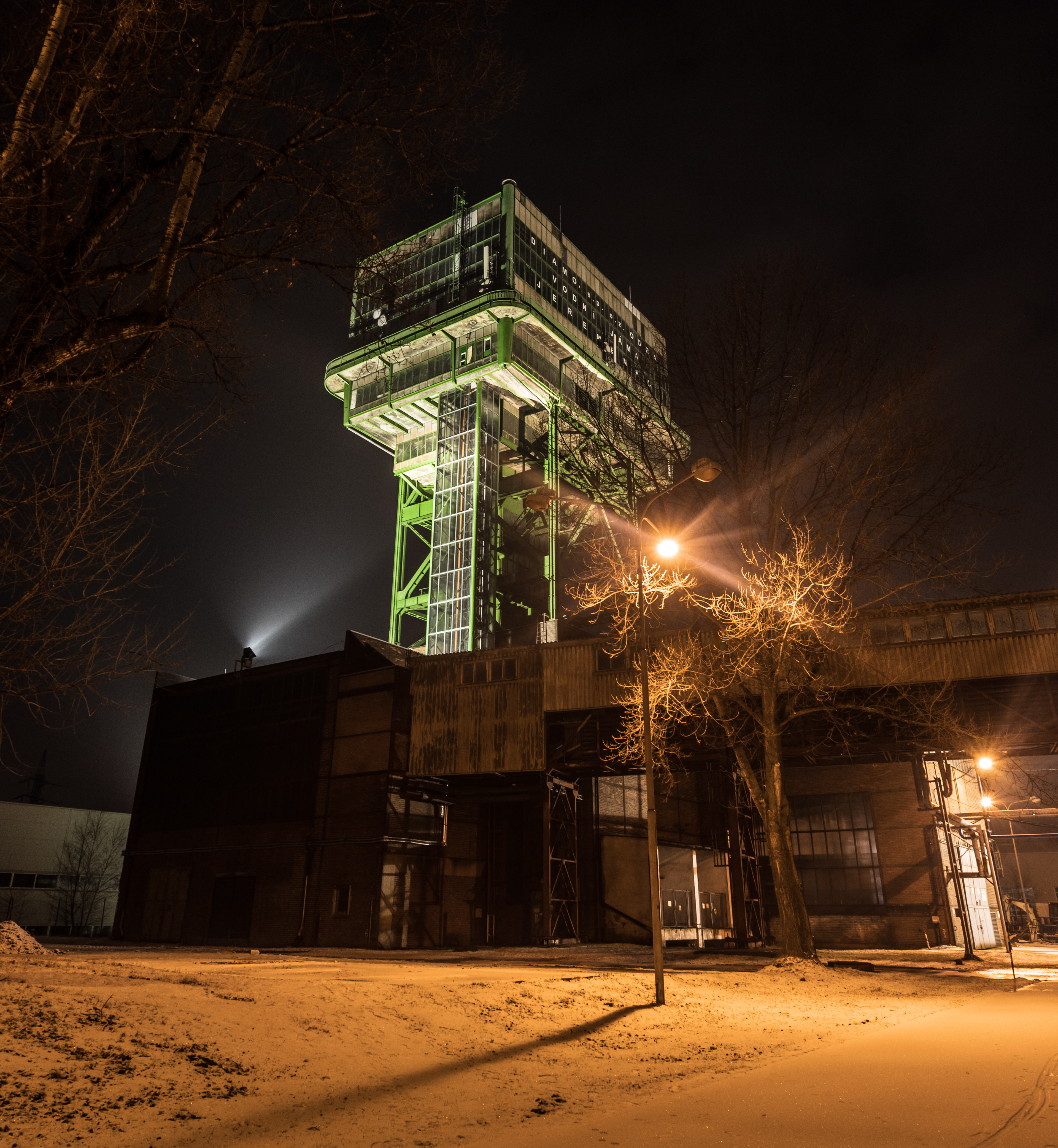Chevalement de la mine