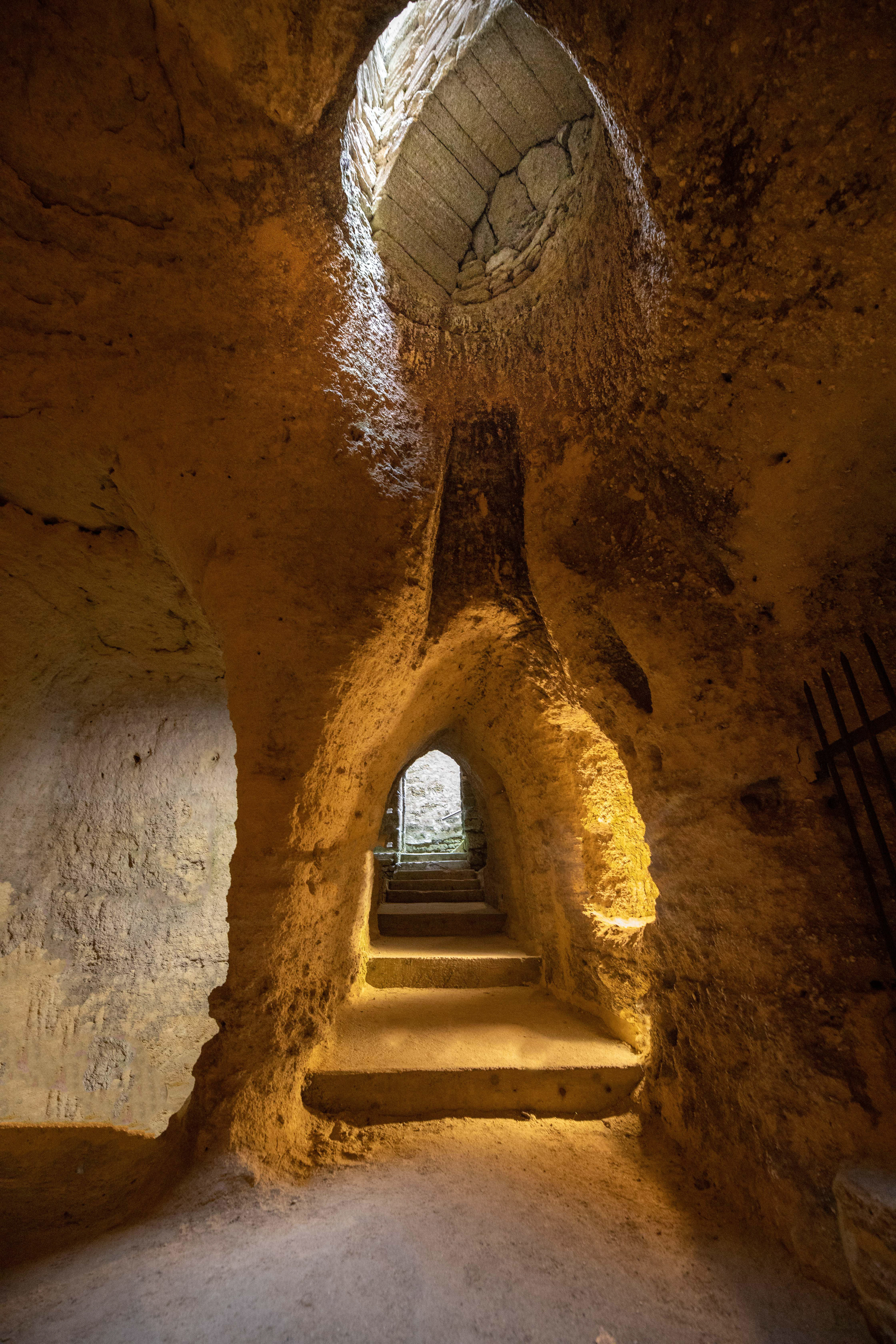Escalier et puits consolidé