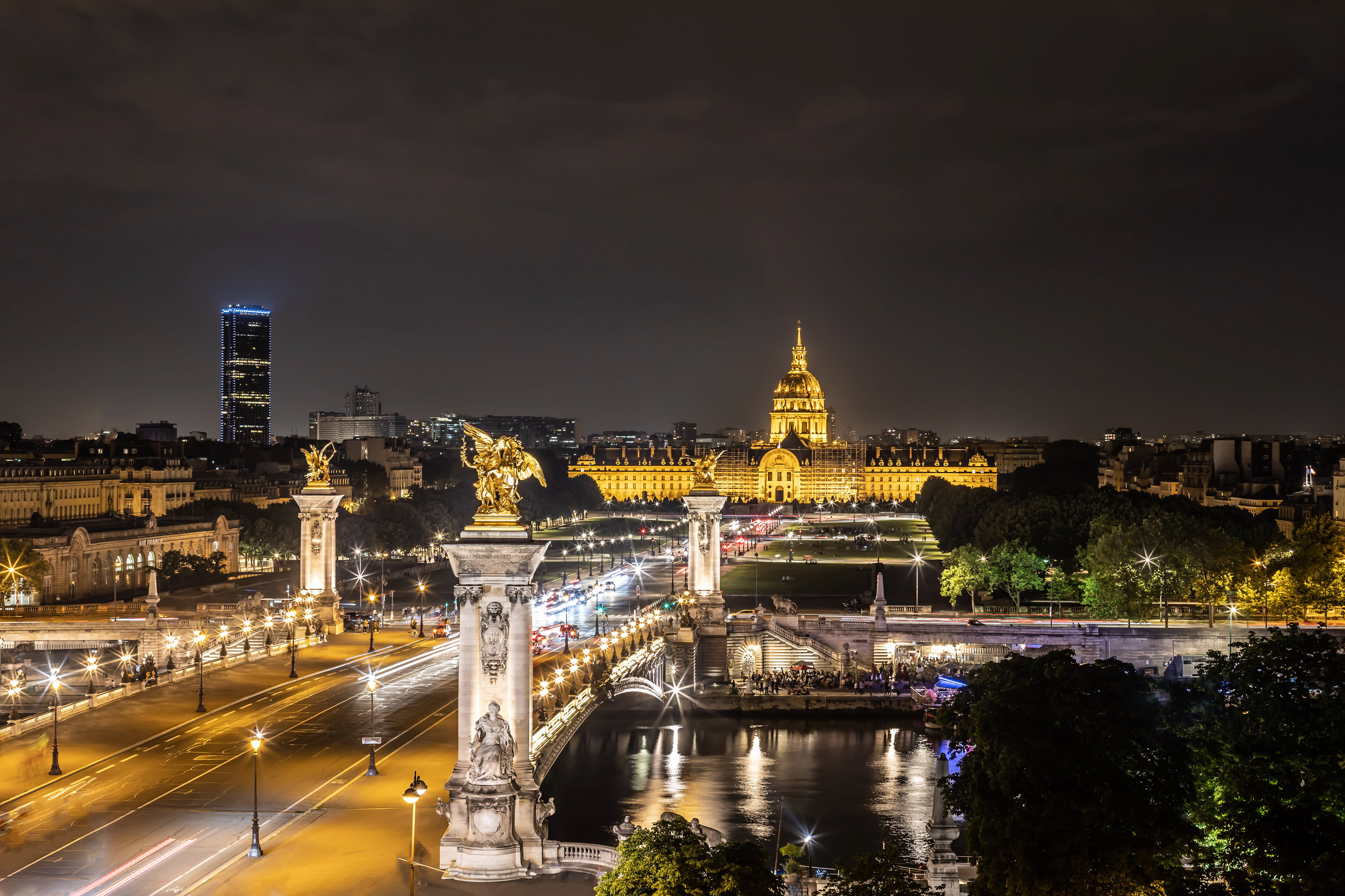 Le Pont Alexandre III et les Invalides