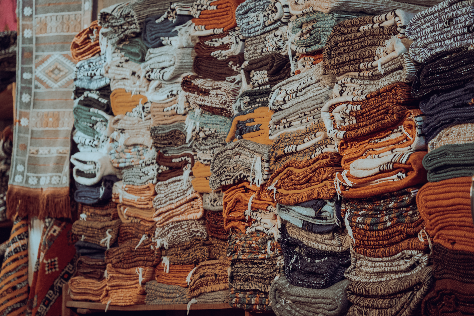 'Gendered Fabrics' - Coin Berbere Carpet Shop, Fès 2022