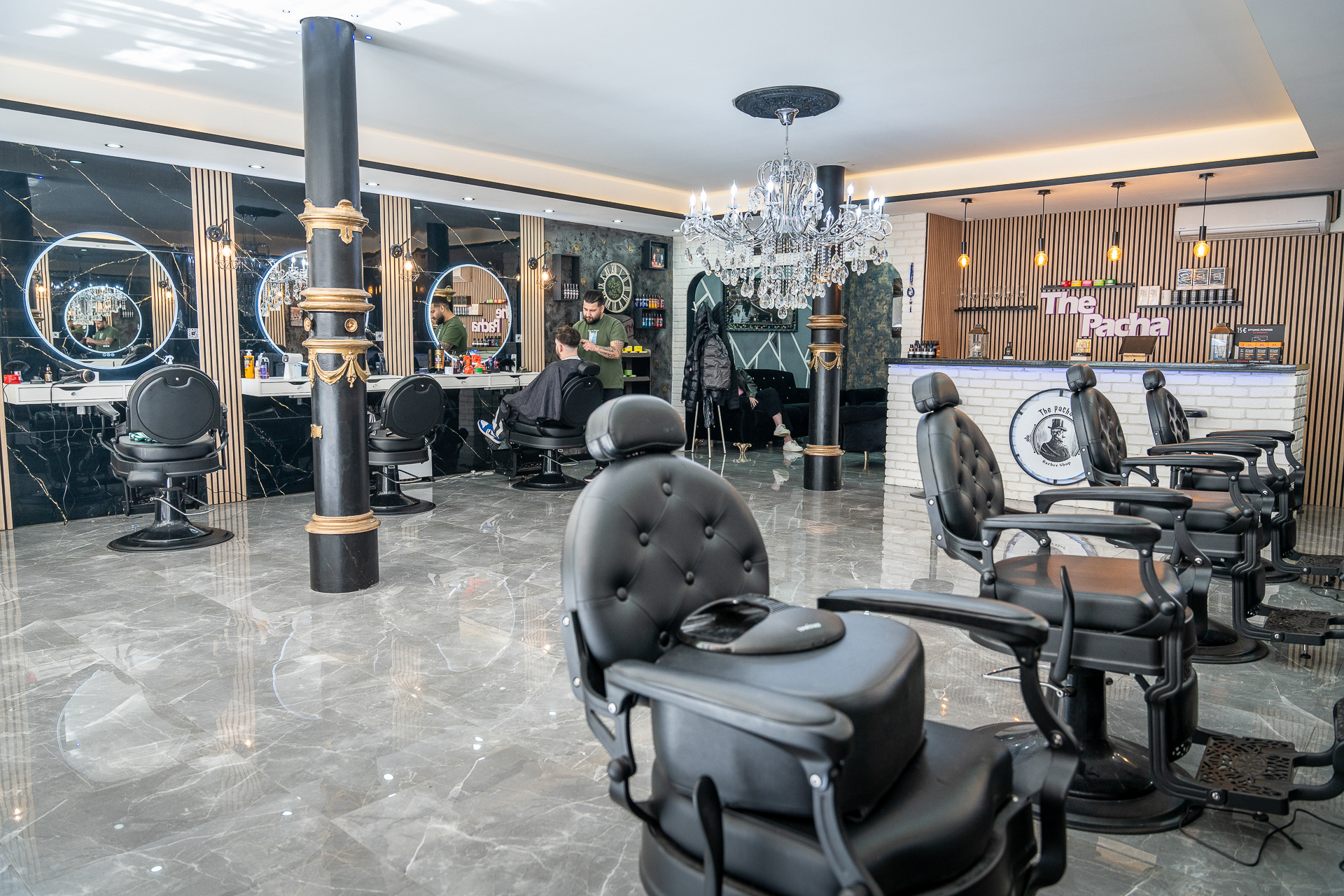 The Pacha Coiffeur