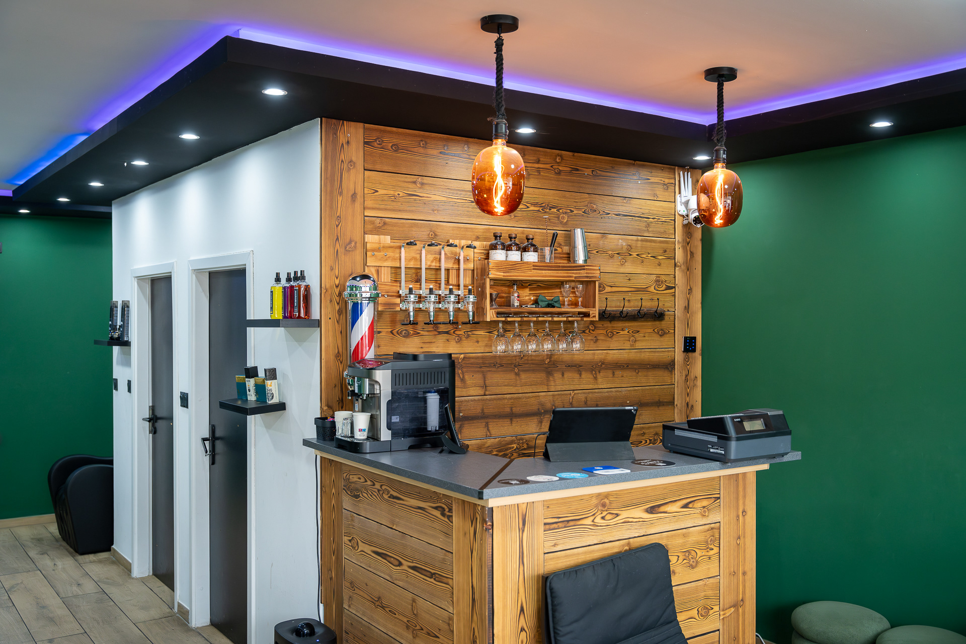 Le Meli's Barber