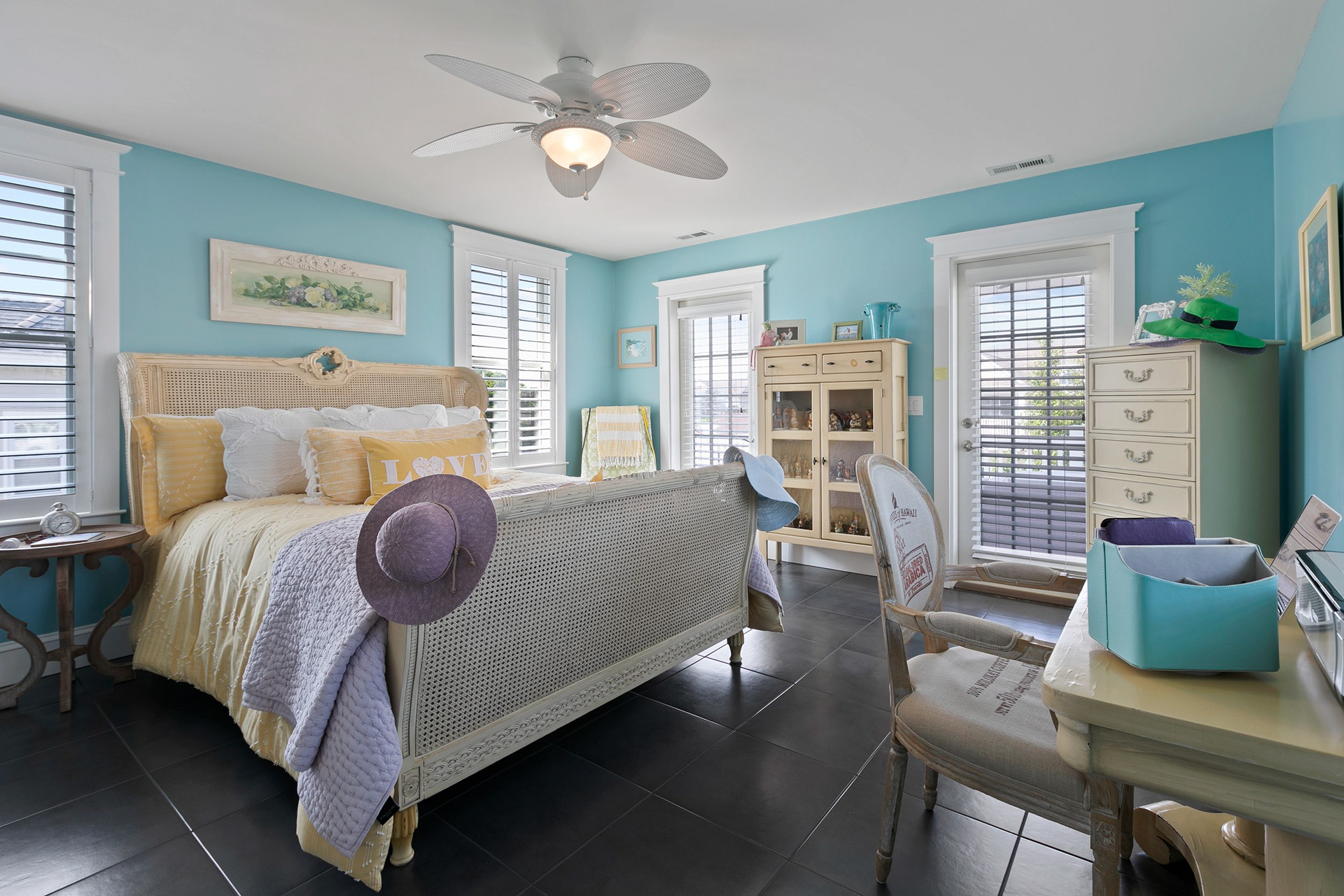 Bed Room | Paint