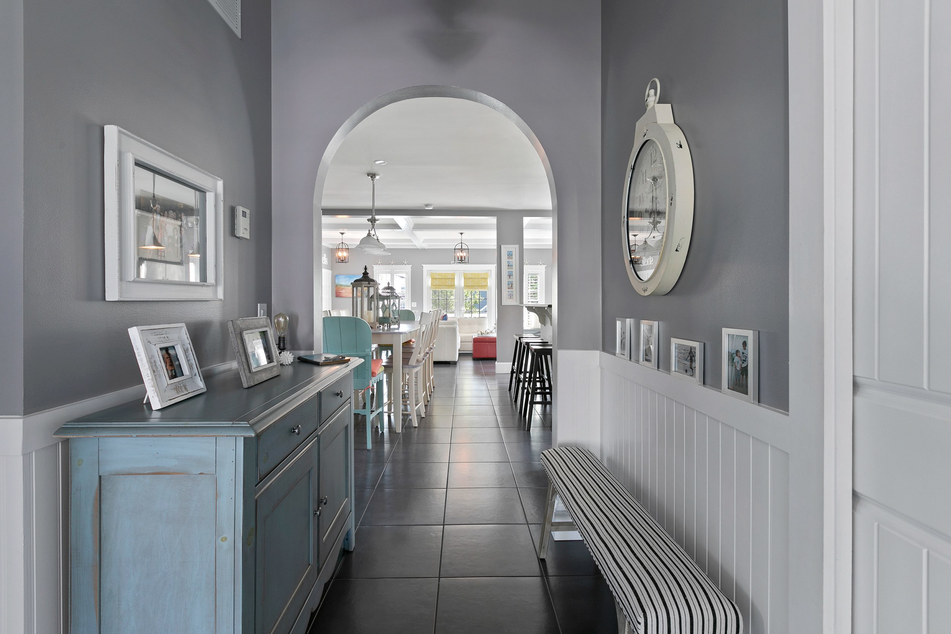 Hall | Paint