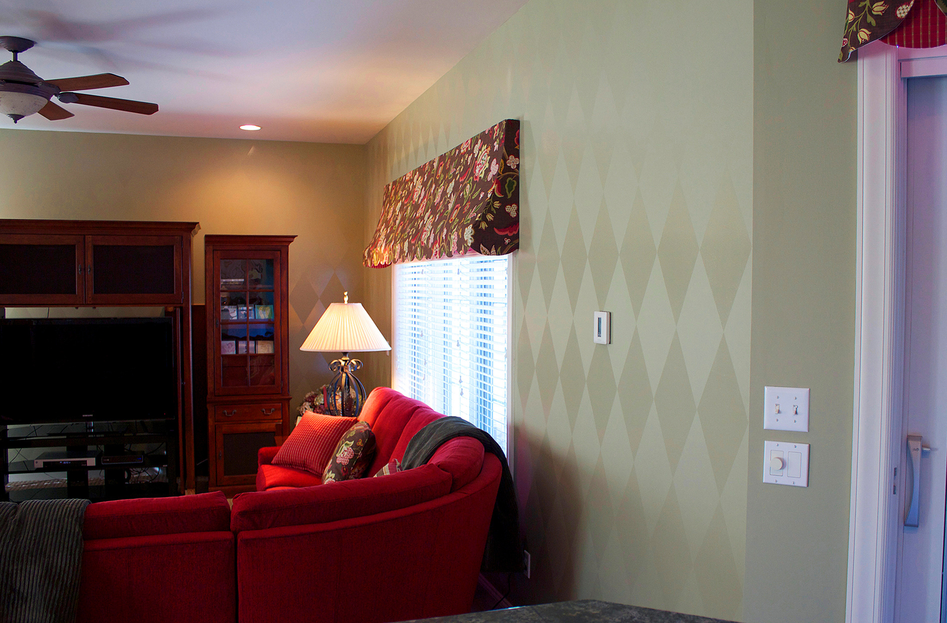 Living Room | Paint (Harlequin pattern in two finishes)