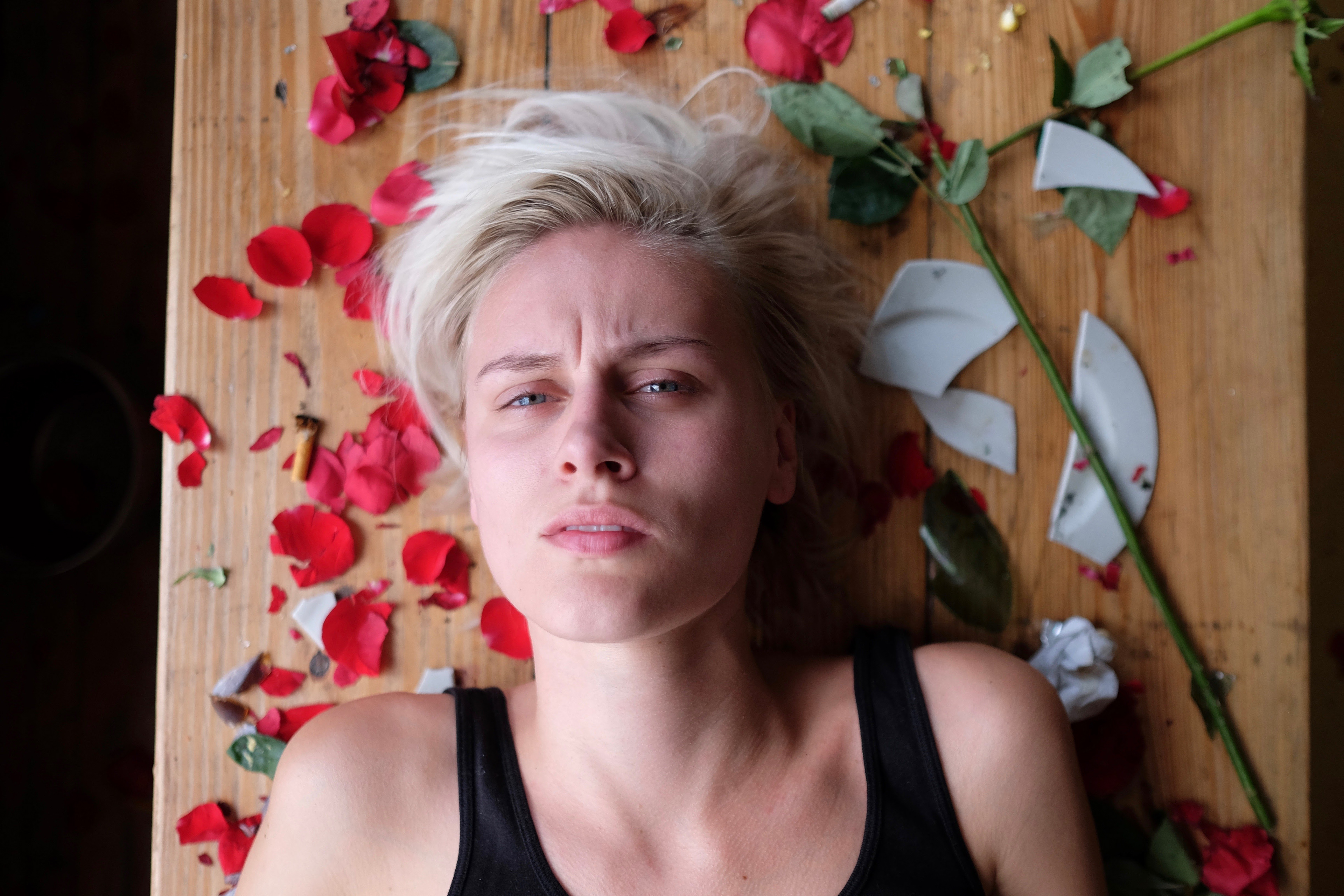 Rose Thorn (2019)