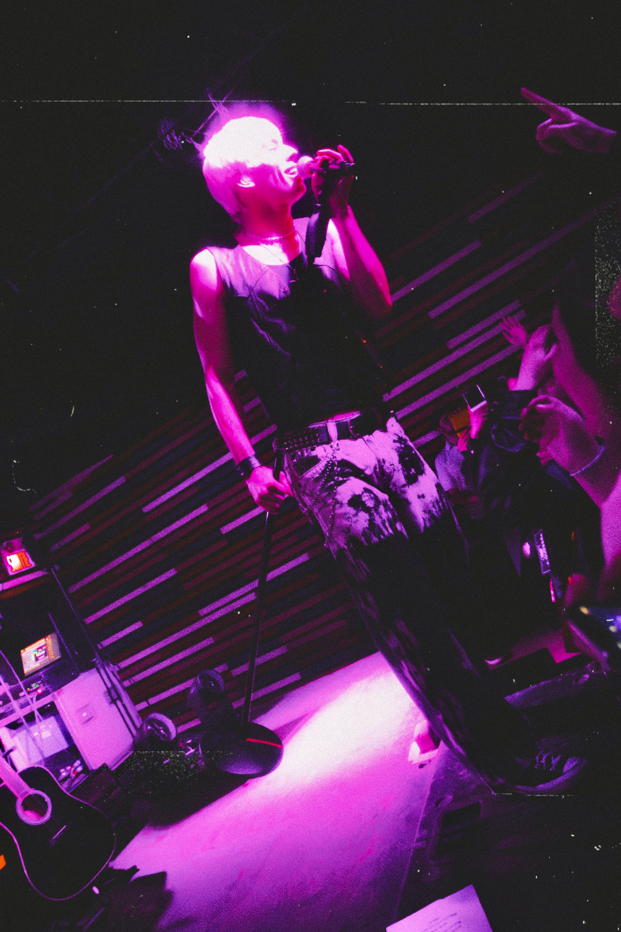 Haiden Henderson - Bar Le Ritz