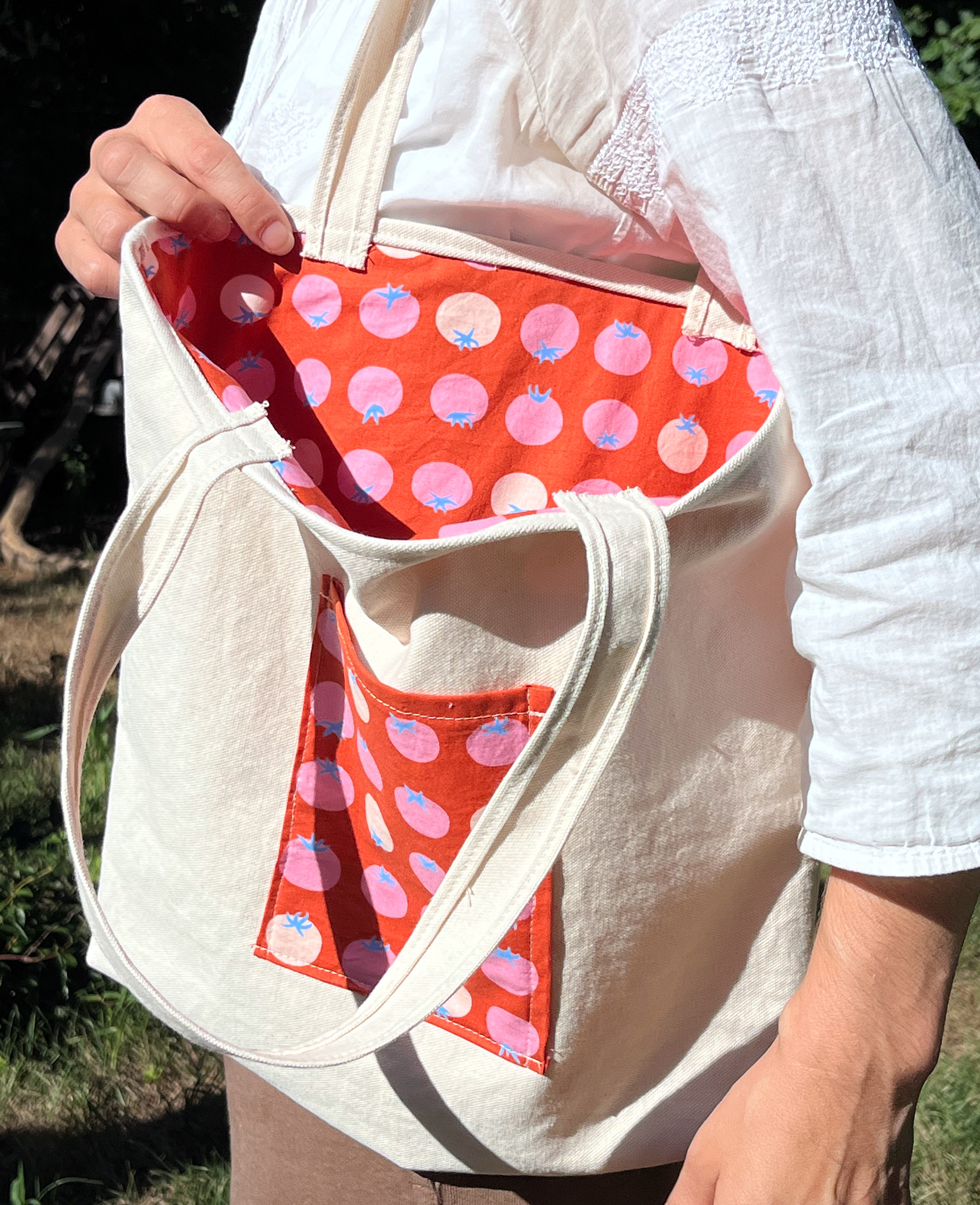 Tomato Tote