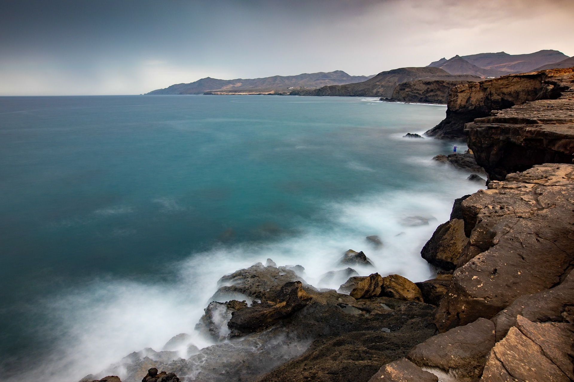Sturm im Anzug. Es ist schon selten, dass es schlechtes Wetter auf Fuertevetura gibt. (Selber fotografieren im Fotokurs auf Fuerteventura: https://youtu.be/KTOLycvdlhQ)