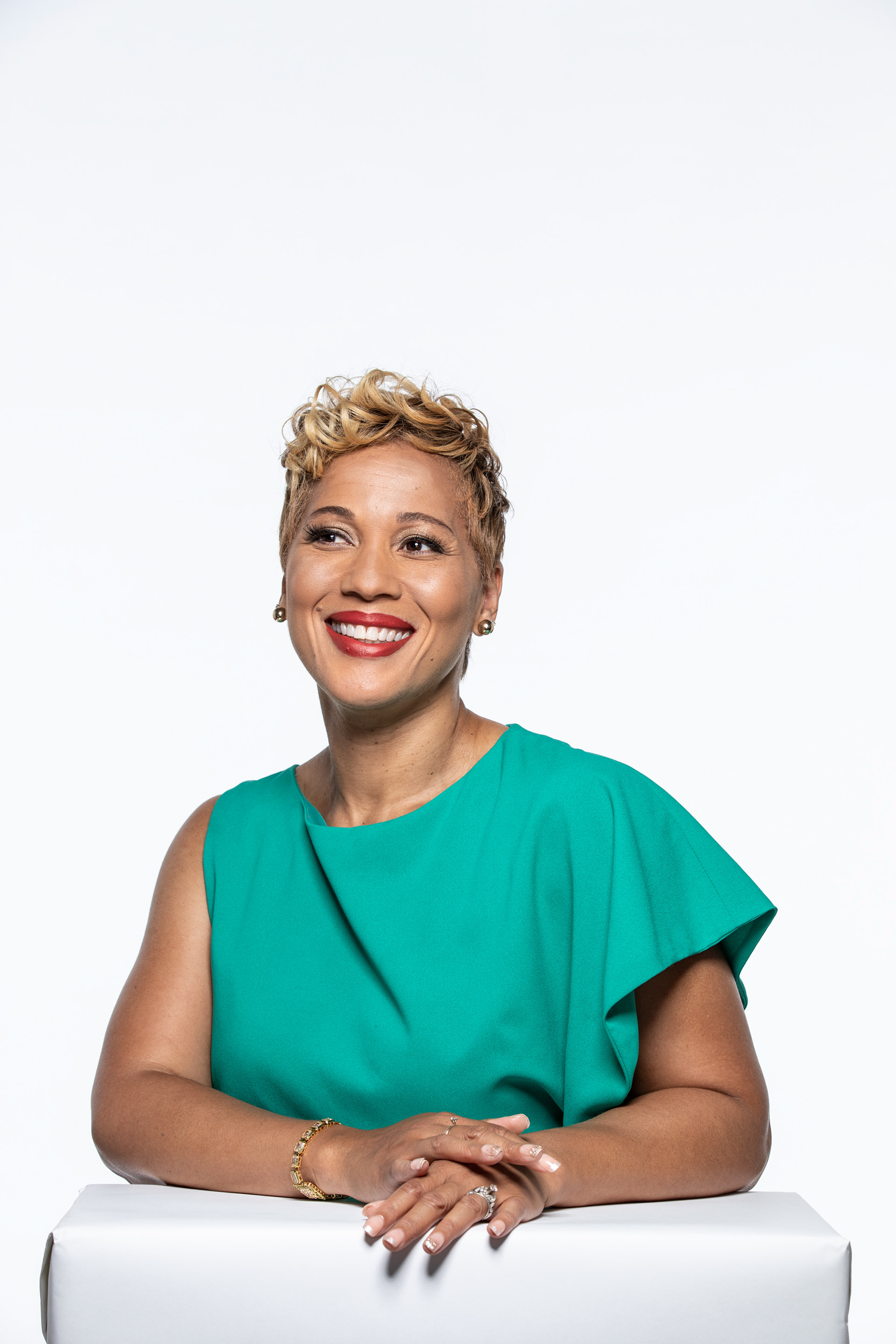 Dr. Bonnie Mason