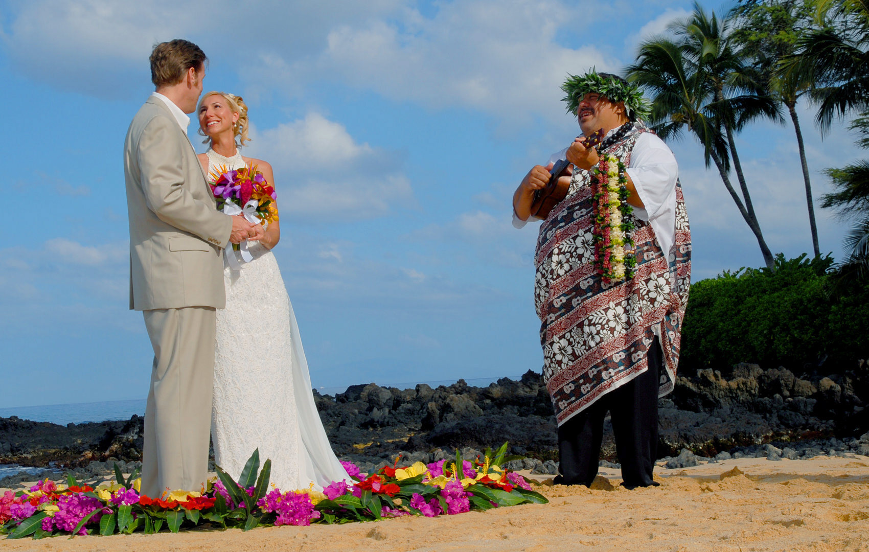 Beach Weddings in South Maui